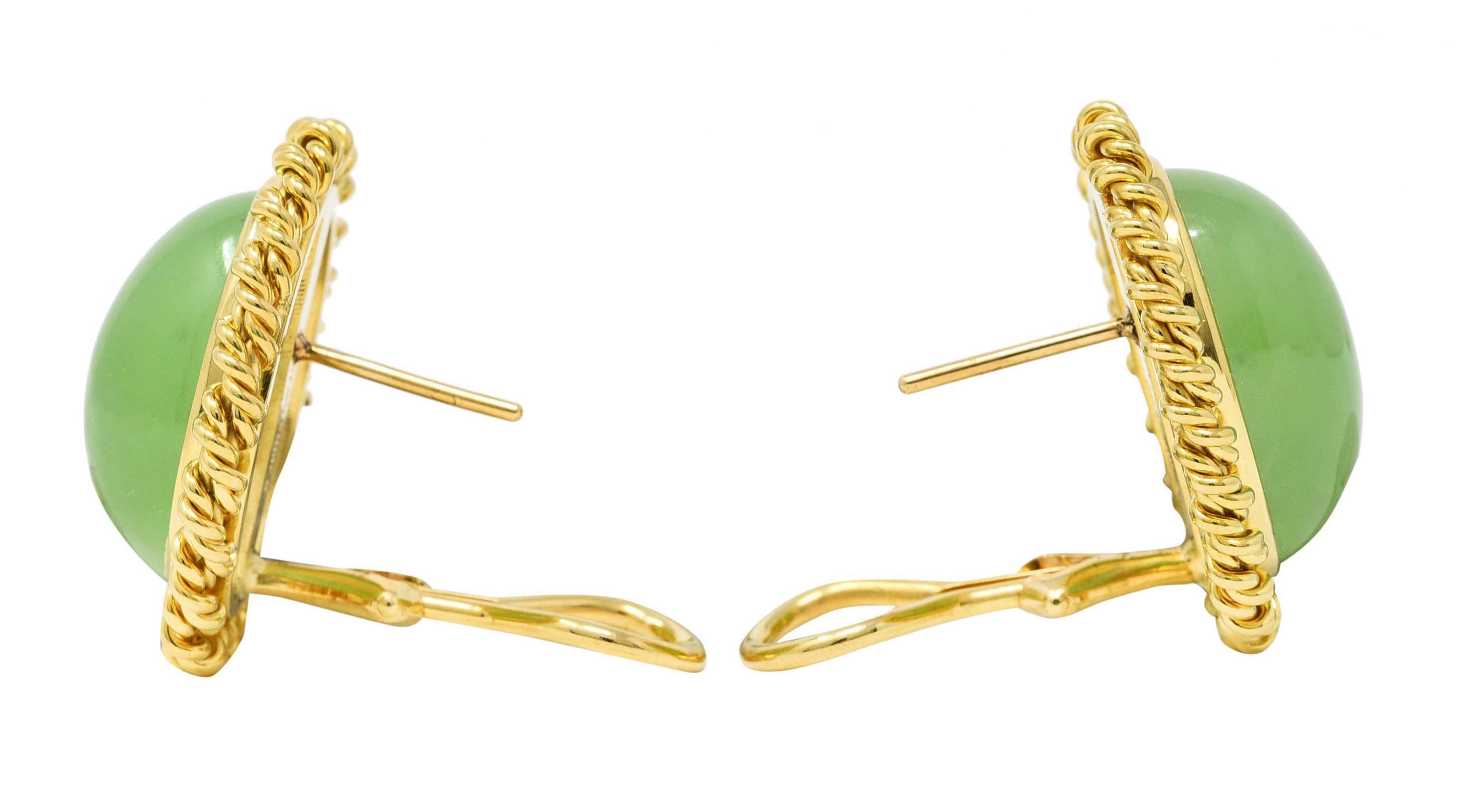 18 Karat Gelbgold Ohrringe mit Jade-Cabochon von Gump's für Damen oder Herren