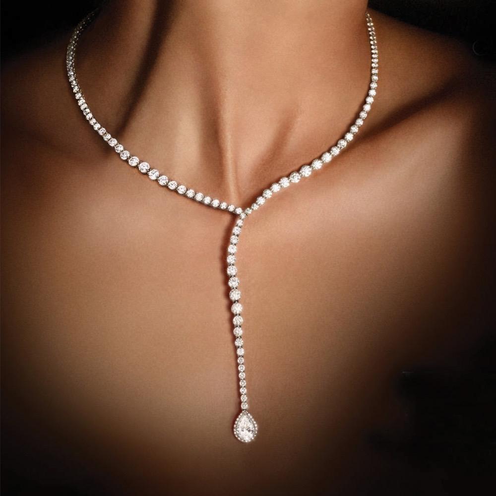 Modern Gumuchian Platinum & Diamond 15.55Ct. Cascade Necklace with .94Ct. Pear Diamond For Sale