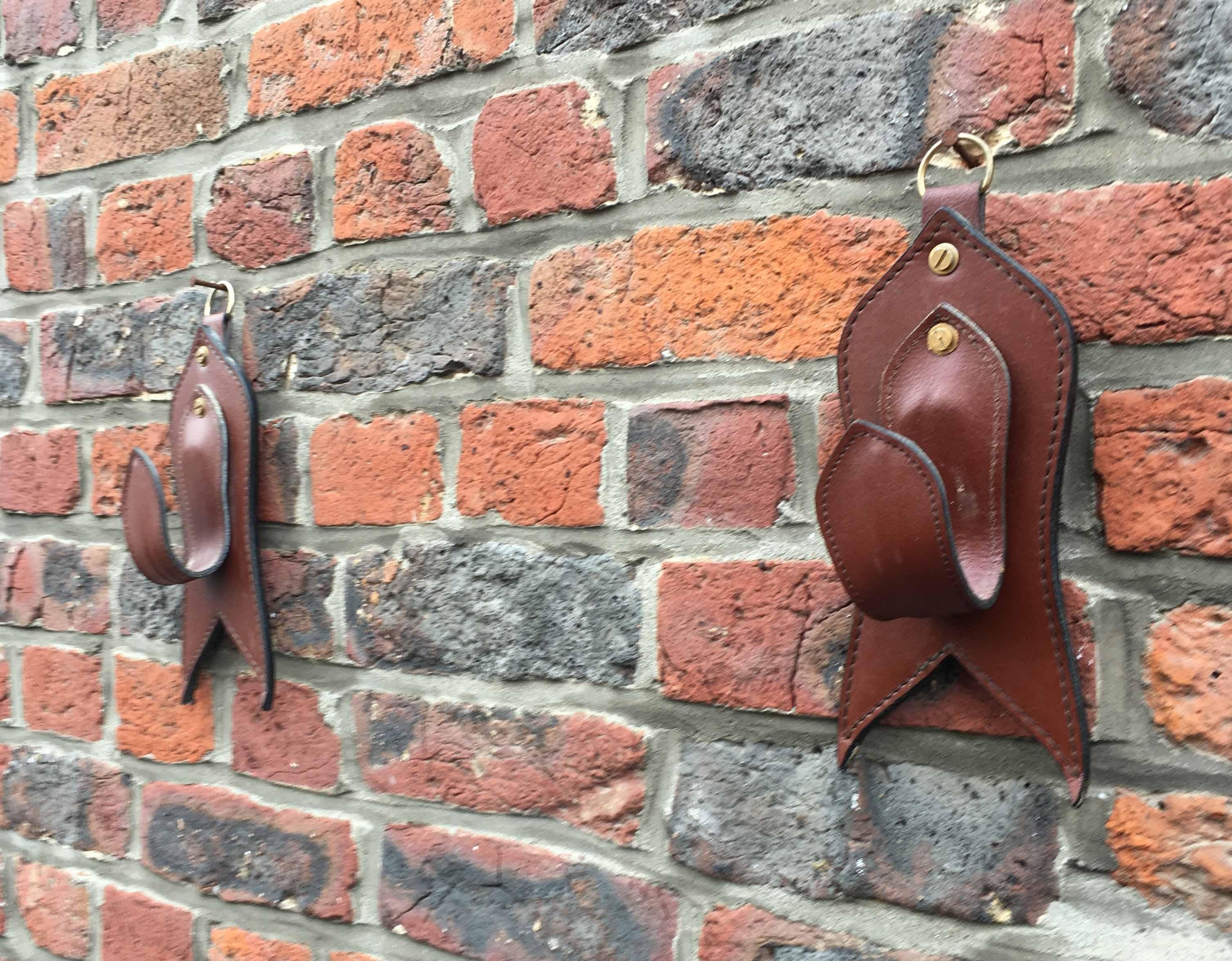 Gun Holder or 2 Leather Paterns in the Style of Jacques Adnet, circa 1950-1960 For Sale 1
