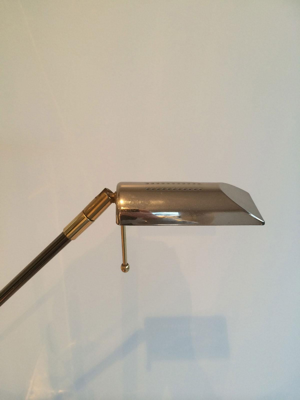 Gun Metal and Brass Floor Lamp, French Work, Circa 1970 In Good Condition For Sale In Marcq-en-Barœul, Hauts-de-France