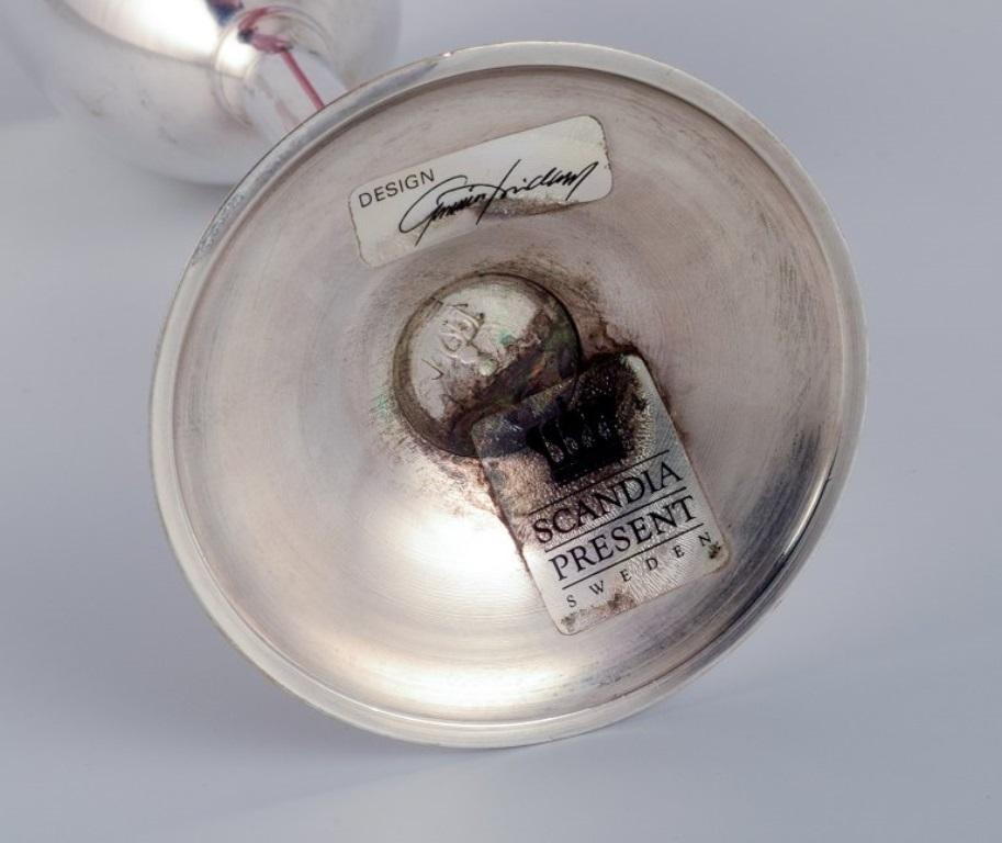 Gunilla Lindahl for Scandia Present. Two large champagne flutes in plated silver For Sale 1