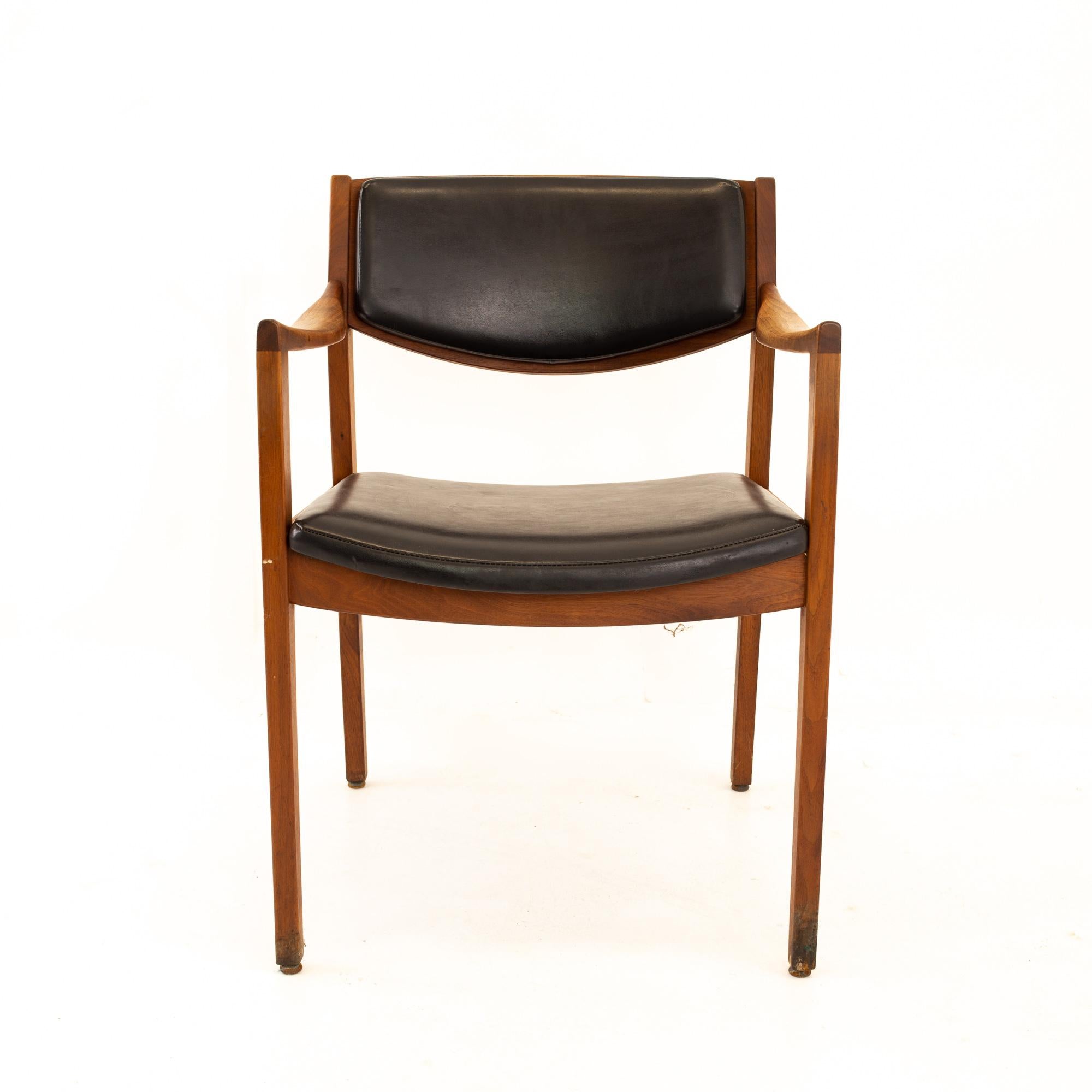 American Gunlocke Midcentury Walnut and Black Leather Occassional Chairs, Pair
