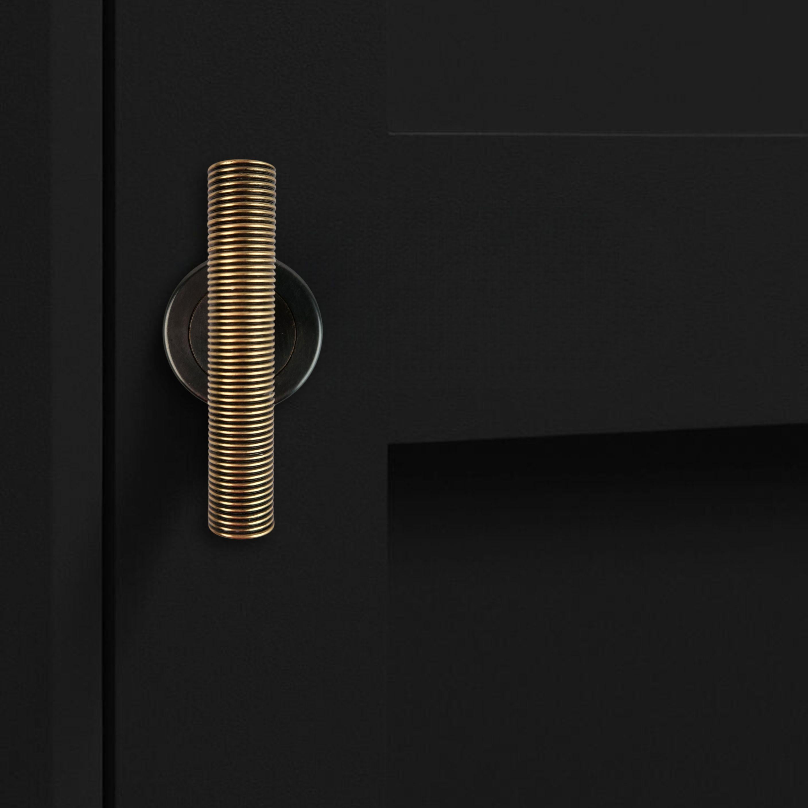 Modern PP/NO/07 Brass wire door handle from Oriental Touch collection For Sale