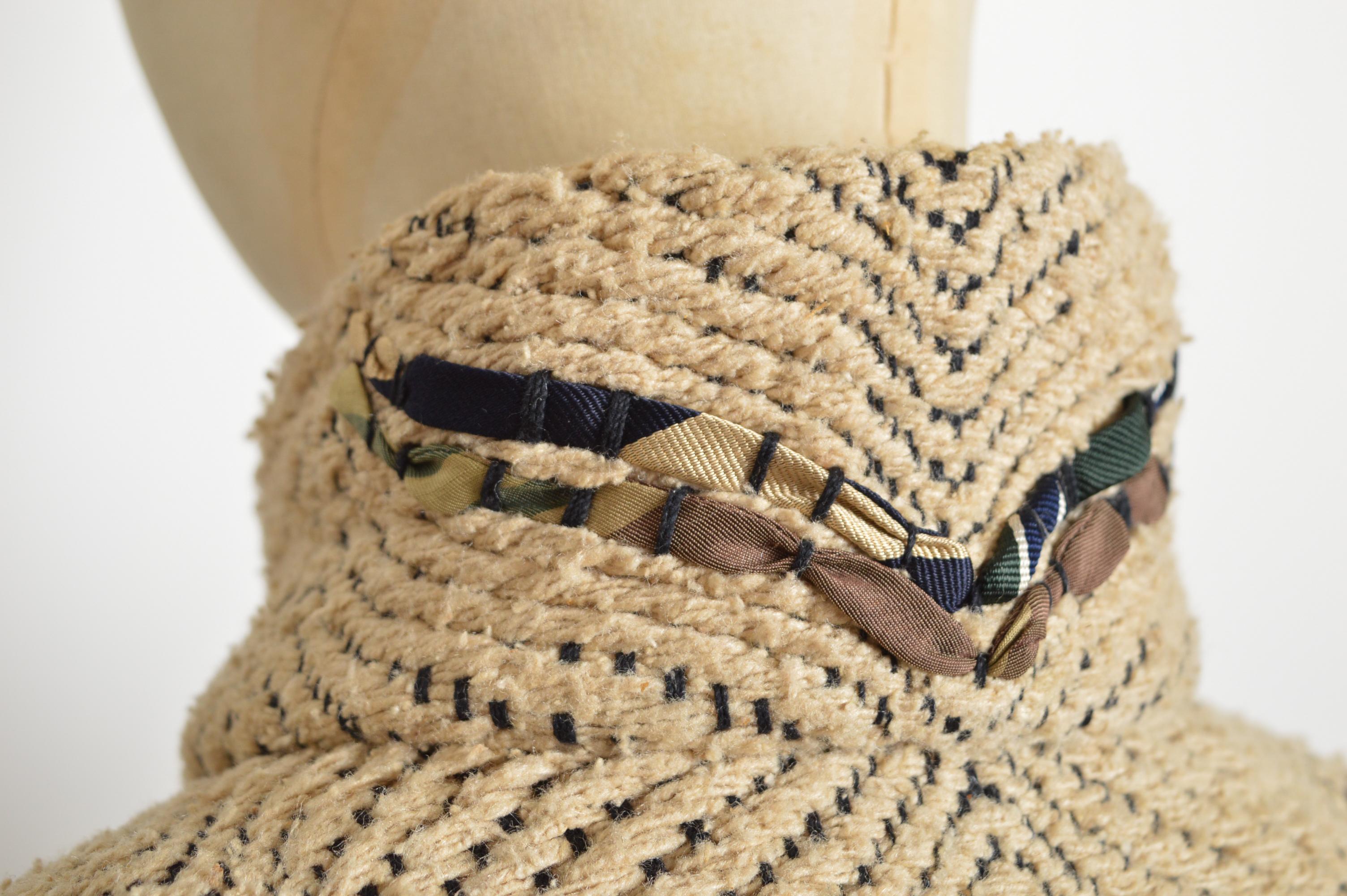 GUNN Trigère of Beverley Hills Woven Construction Fitted Cream Jacket (veste cintrée de couleur crème) en vente 9