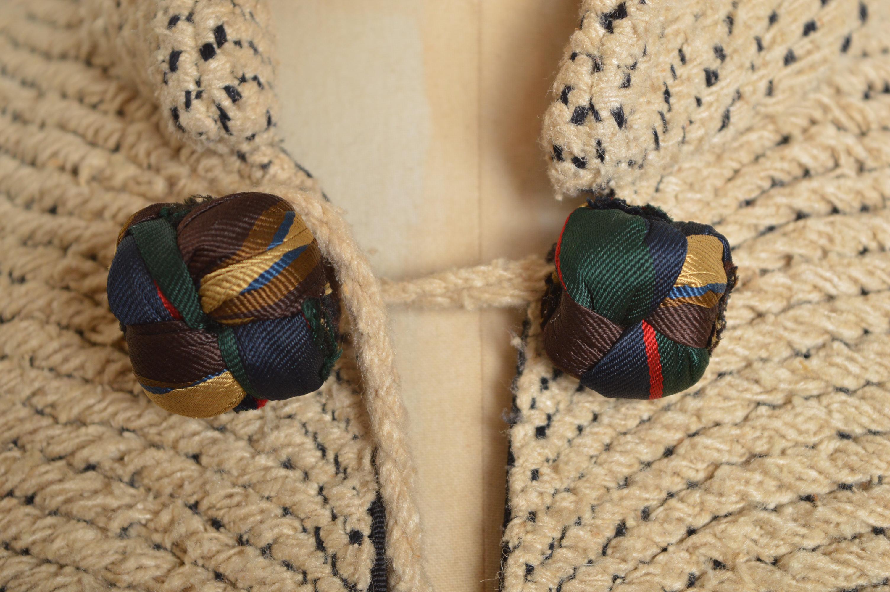 GUNN Trigère of Beverley Hills Woven Construction Fitted Cream Jacket (veste cintrée de couleur crème) Bon état - En vente à Sheffield, GB