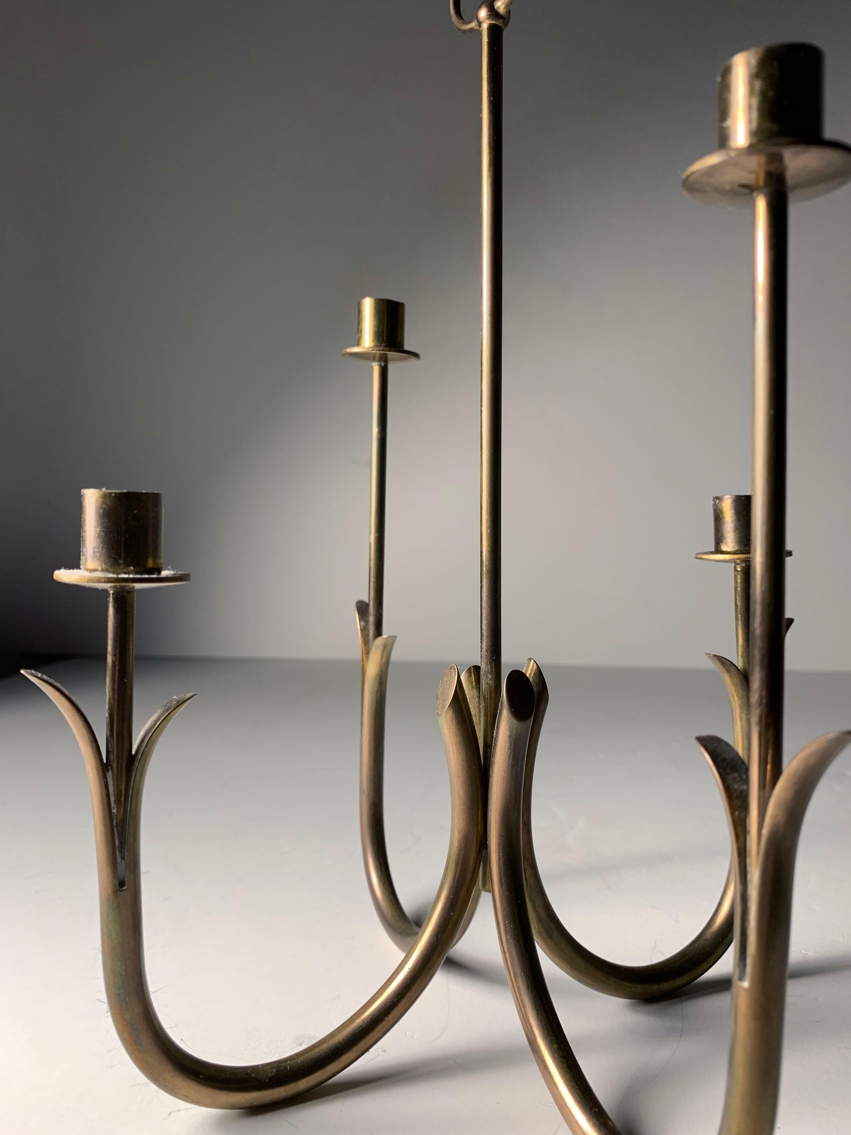 Gunnar Ander 4 Kerzenständer aus Messing von Ystad Metall Schweden im Zustand „Gut“ im Angebot in Chicago, IL