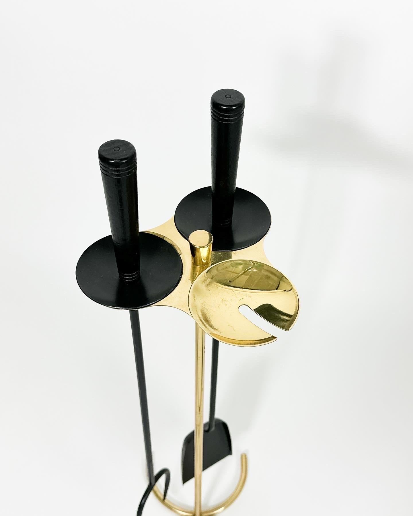 Gunnar Ander Herramientas para chimenea Latón Metal Pelo de caballo Ystad Metall Suecia Años 60 Sueco en venta