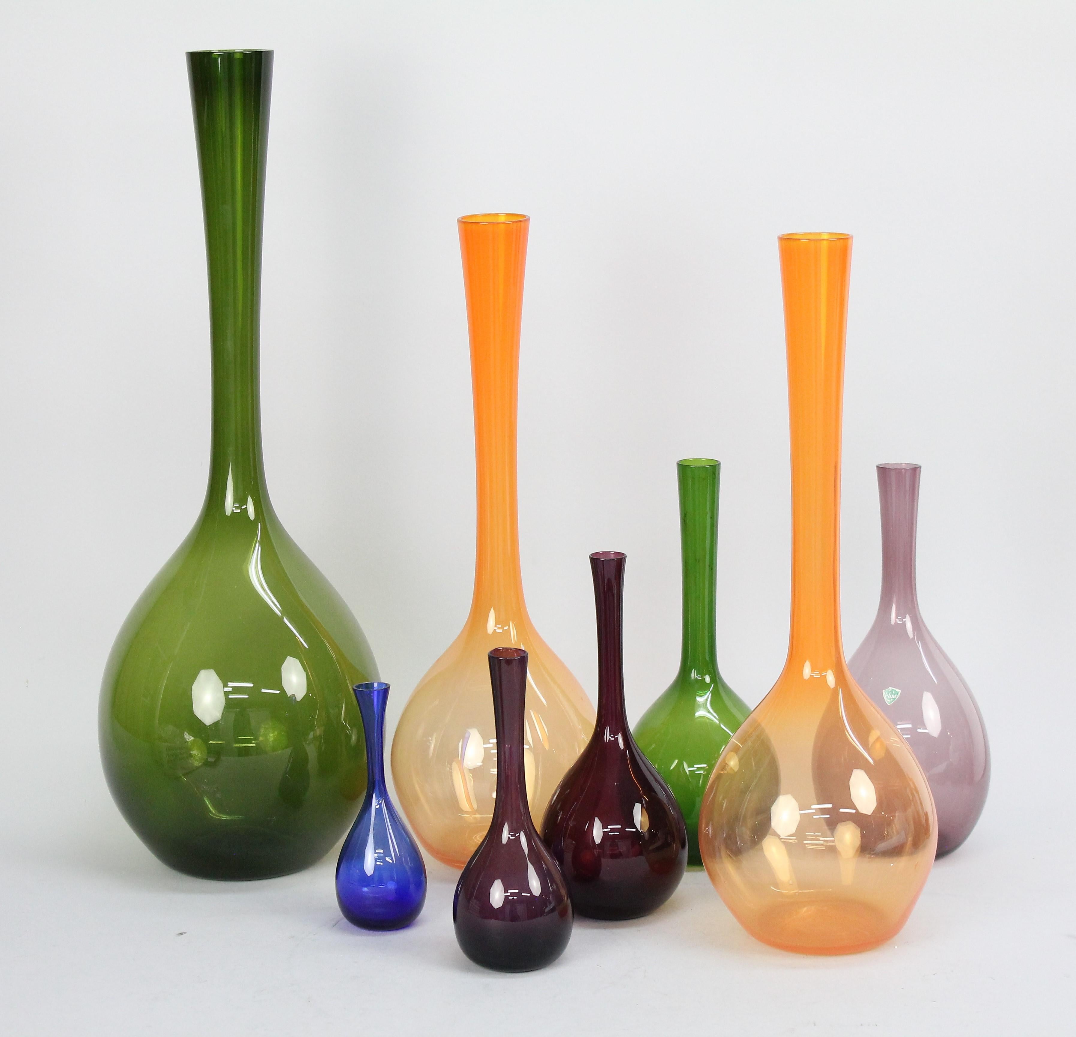 Groupe de 8 vases en verre de Gunnar Ander pour Elme Glasbruk, Suède, années 1960 Bon état - En vente à Skanninge, SE