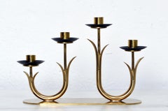 Gunnar Ander Piccolo candelabro in ottone Ystad-Metall Svezia, anni '50