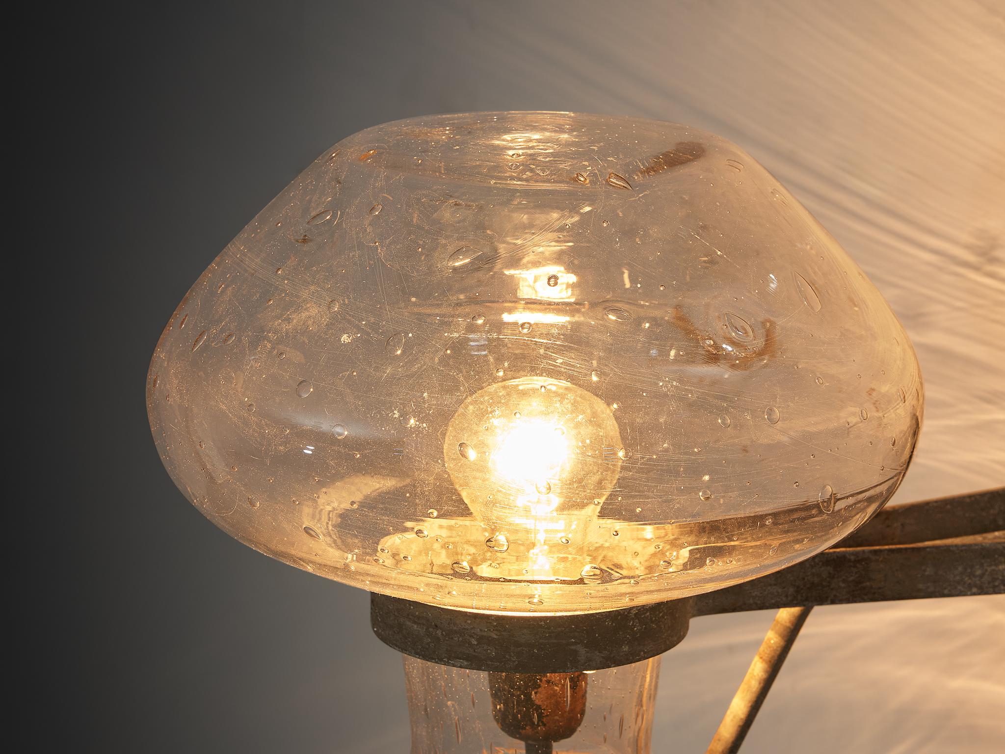 Svedese Gunnar Asplund per ASEA Lampada da parete in vetro soffiato e metallo in vendita
