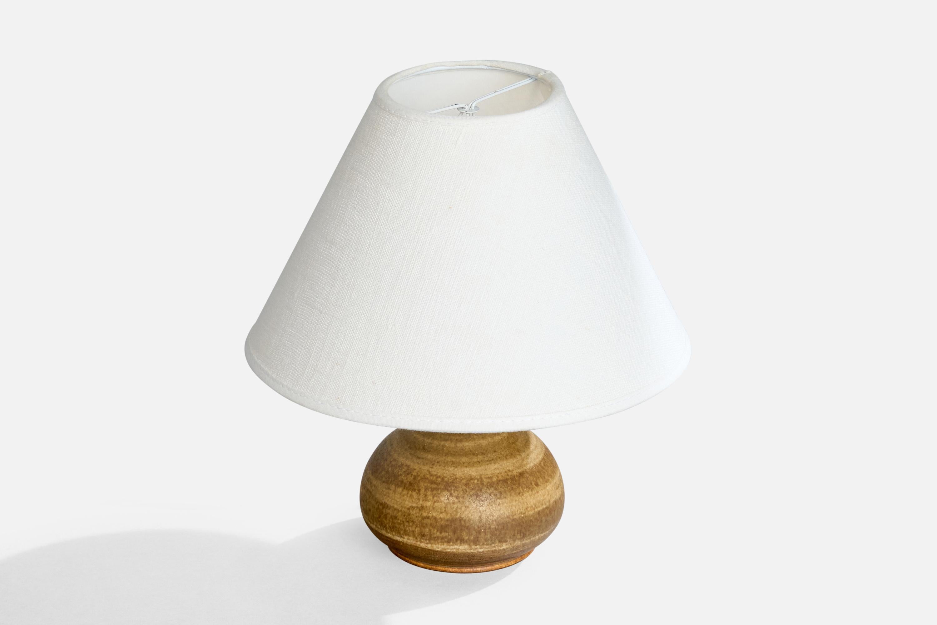 Scandinave moderne Gunnar Borg, lampe de table, grès, Suède, années 1960 en vente