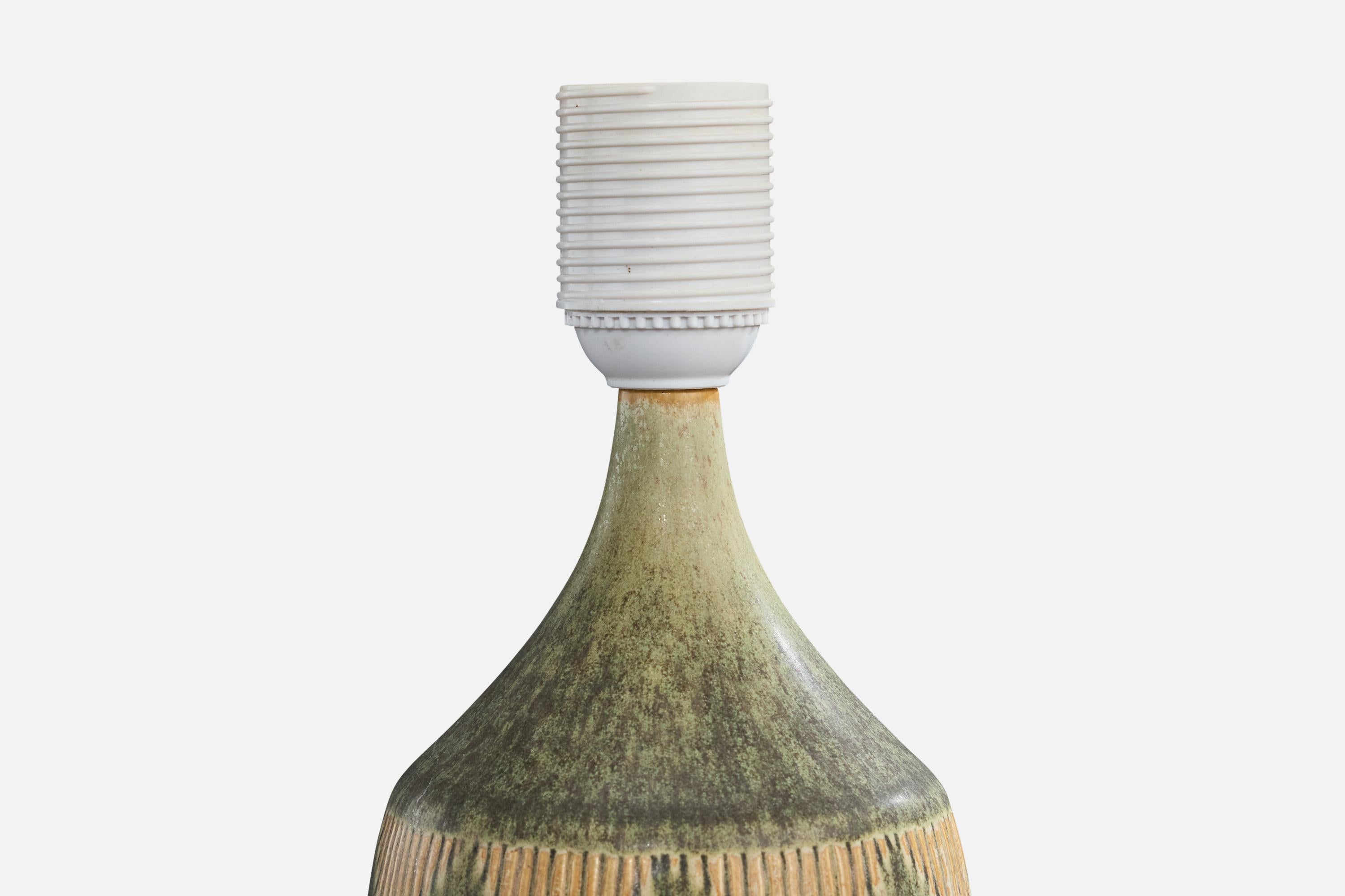 Gunnar Borg, Table Lamp, Stoneware, Sweden, 1960s en Bueno estado para la venta en High Point, NC