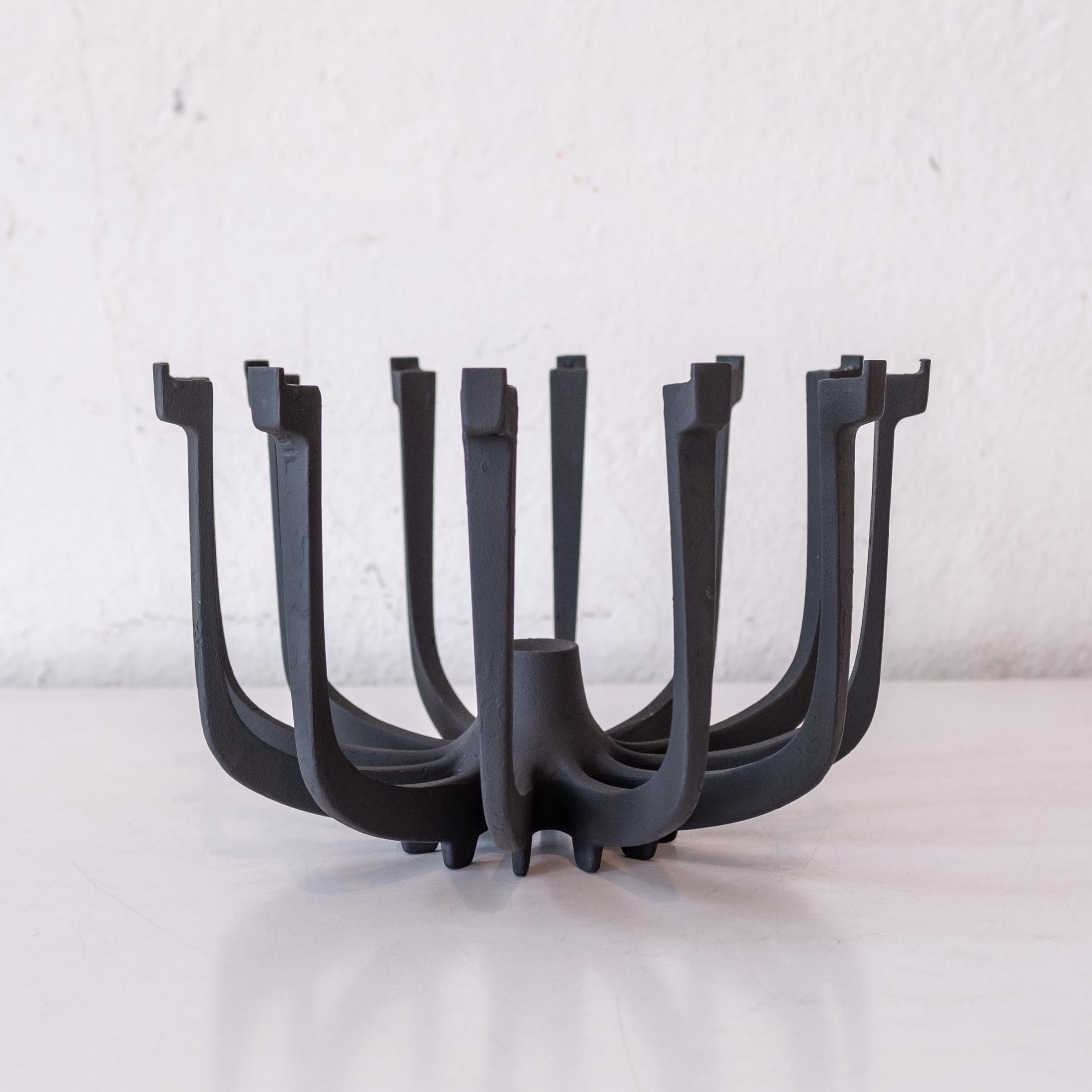 Gunnar Cyren Lysestager Iron Candle Holder and Candles by Dansk In Good Condition For Sale In San Diego, CA