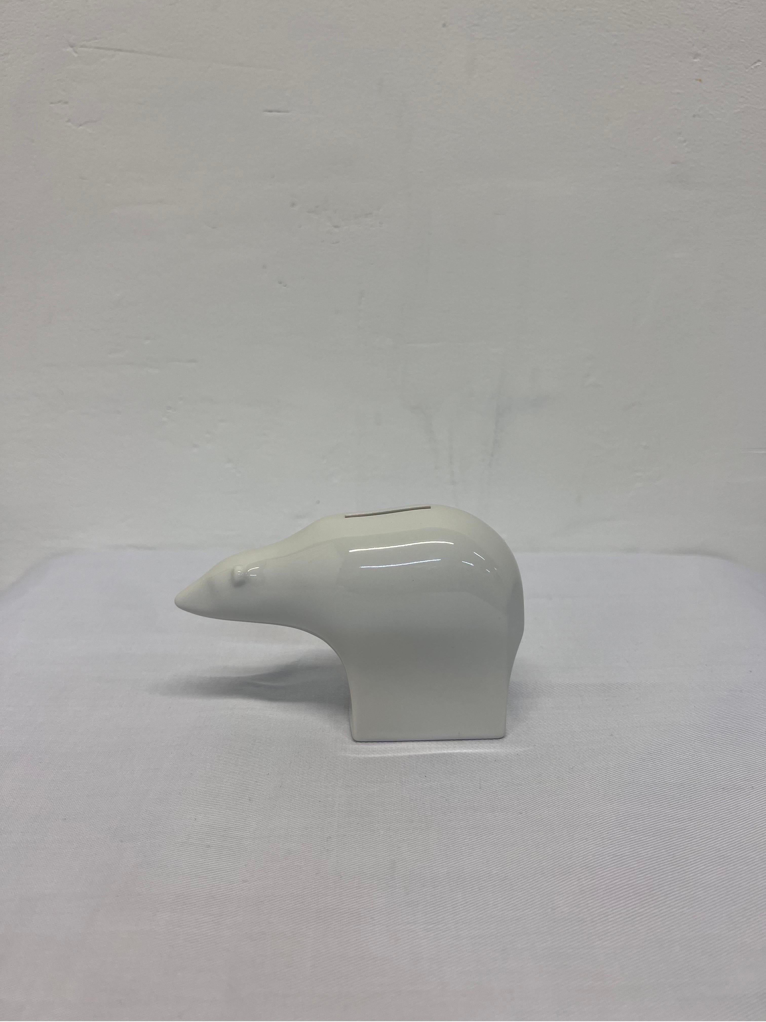 20ième siècle Tirelire à pièces ours polaire en porcelaine blanche de Gunnar Cyren pour Dansk en vente