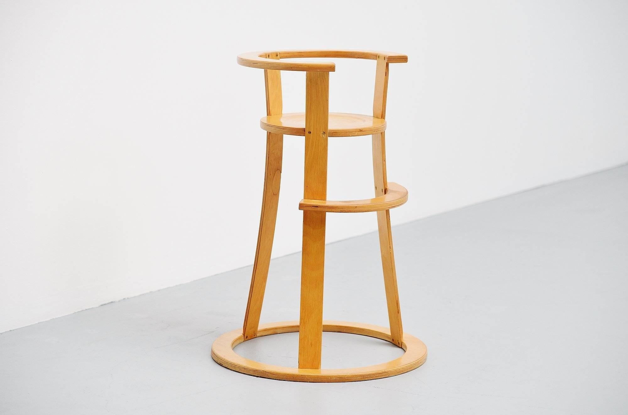 Mid-20th Century Gunnar Daan Children’s Chair for Metz & Co, 1966 For Sale