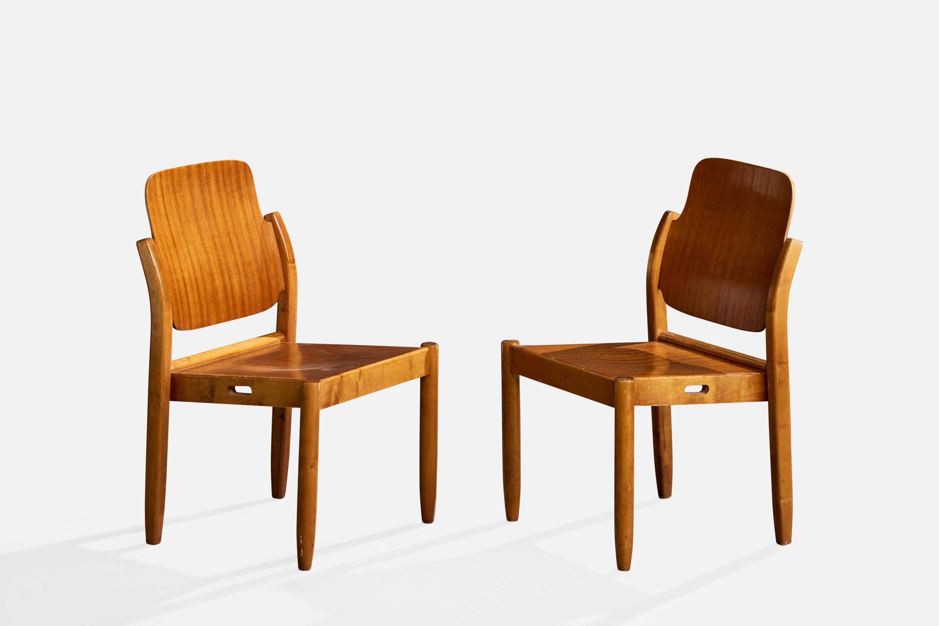 Finlandese Gunnar Eklöf, Dining Room Chairs, Birch, Mahogany, Finland, 1953 in vendita