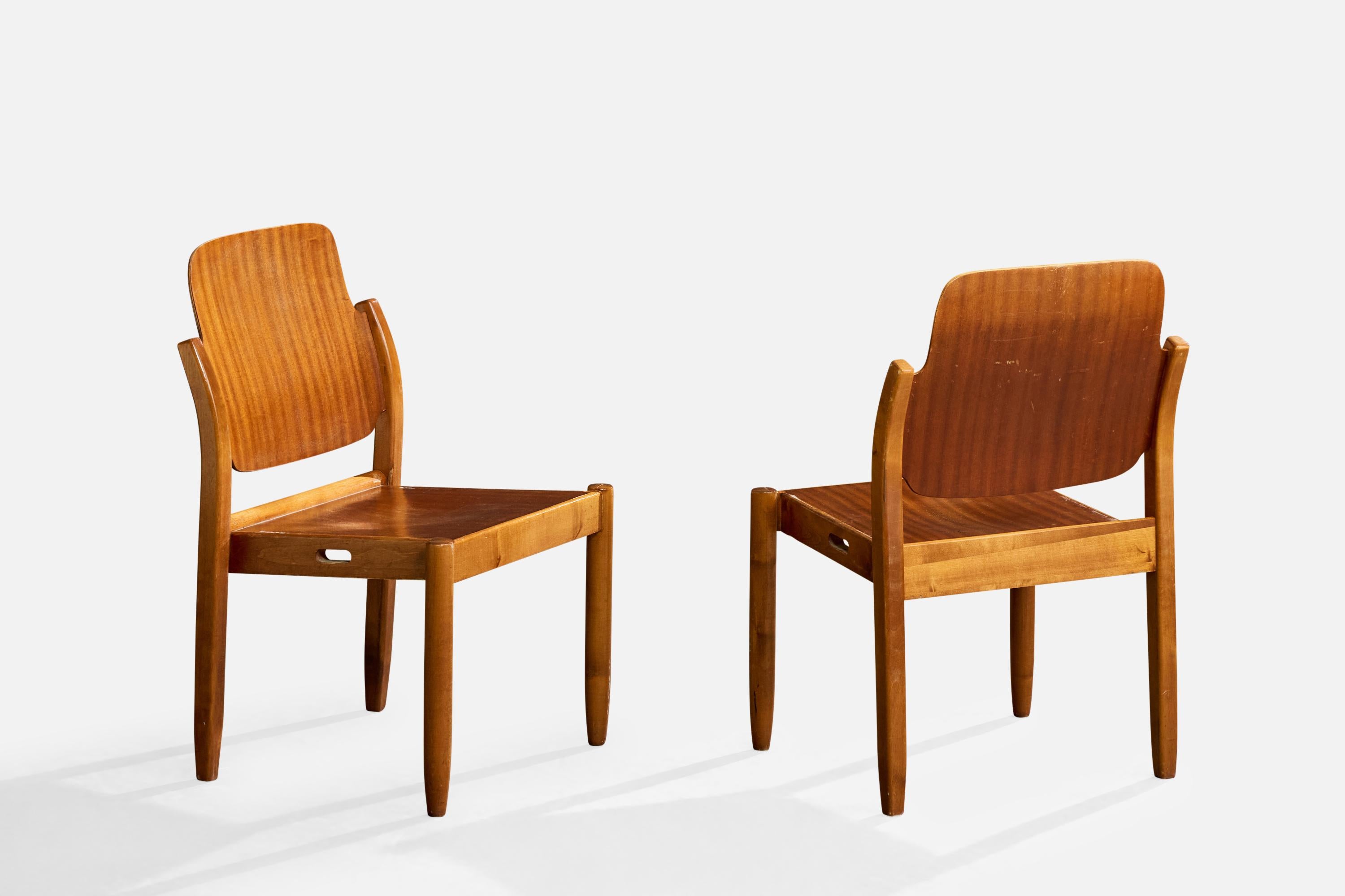 Gunnar Eklöf, Dining Room Chairs, Birch, Mahogany, Finland, 1953 État moyen - En vente à High Point, NC
