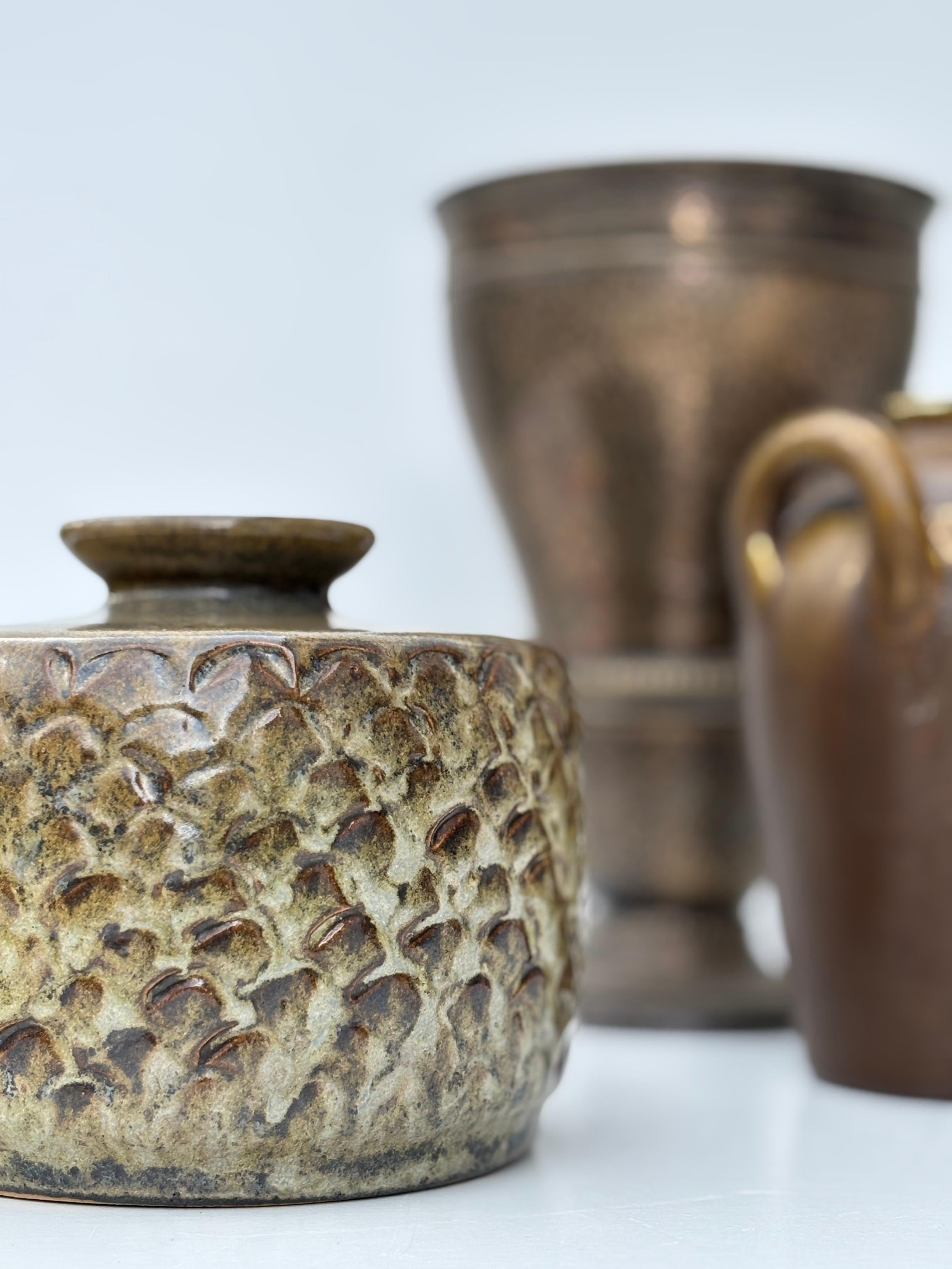 Gunnar Hansson Erdfarbene Vase im Salto-Stil, 1950er Jahre (Handgeschnitzt) im Angebot