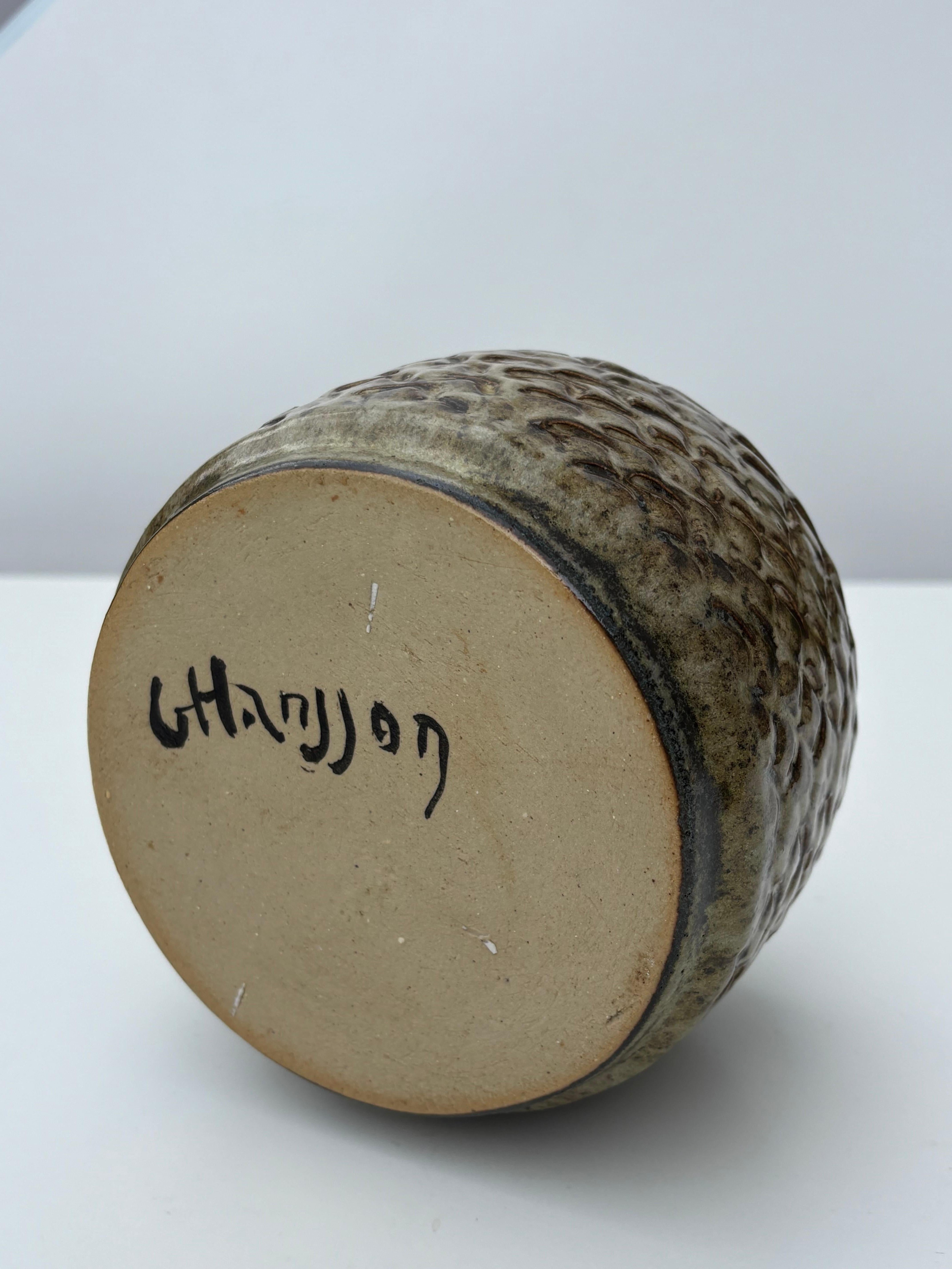 Gunnar Hansson Erdfarbene Vase im Salto-Stil, 1950er Jahre (20. Jahrhundert) im Angebot
