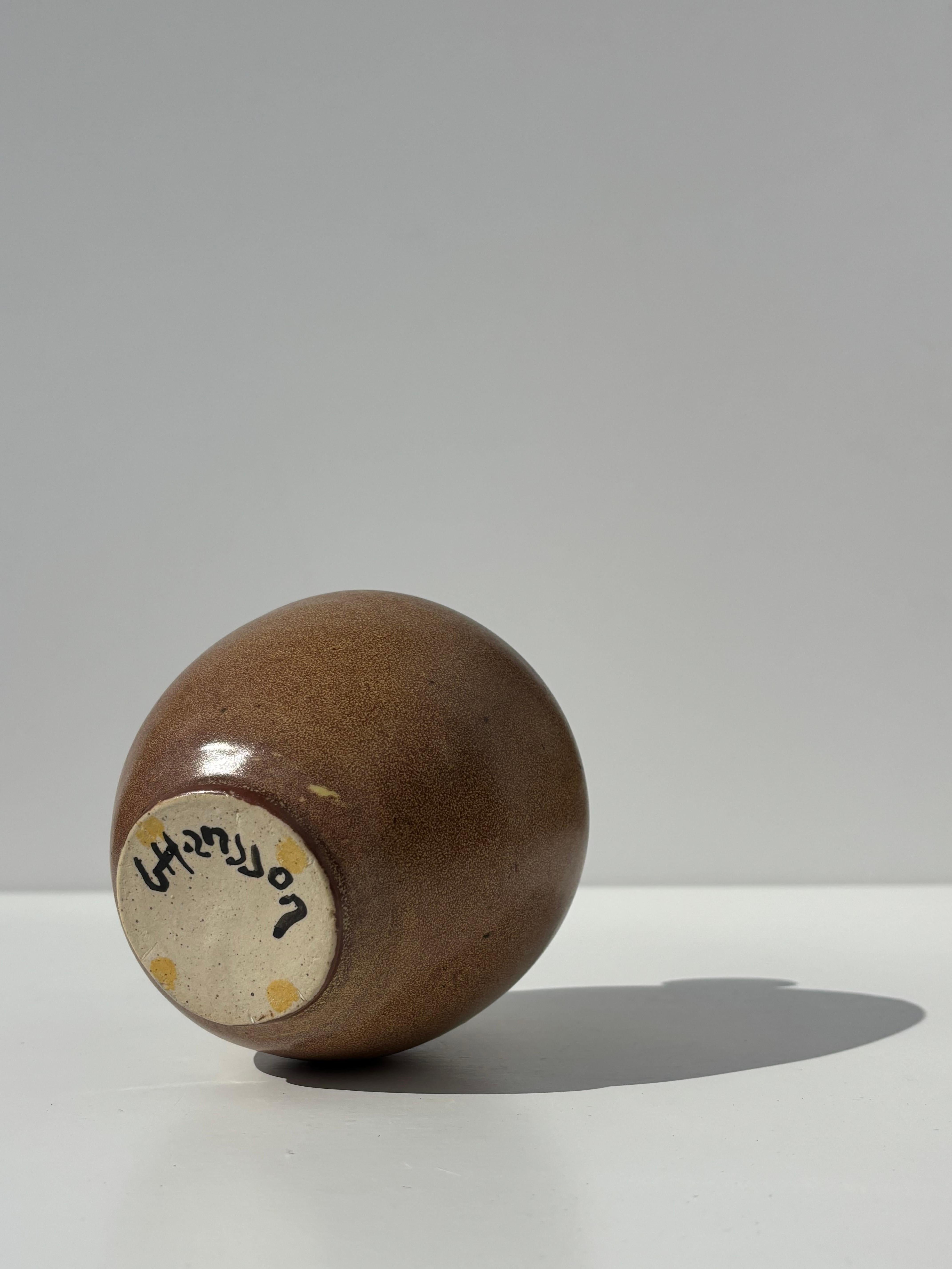 Gunnar Hansson Erdfarbene Steingutvase, 1950er Jahre (Keramik) im Angebot