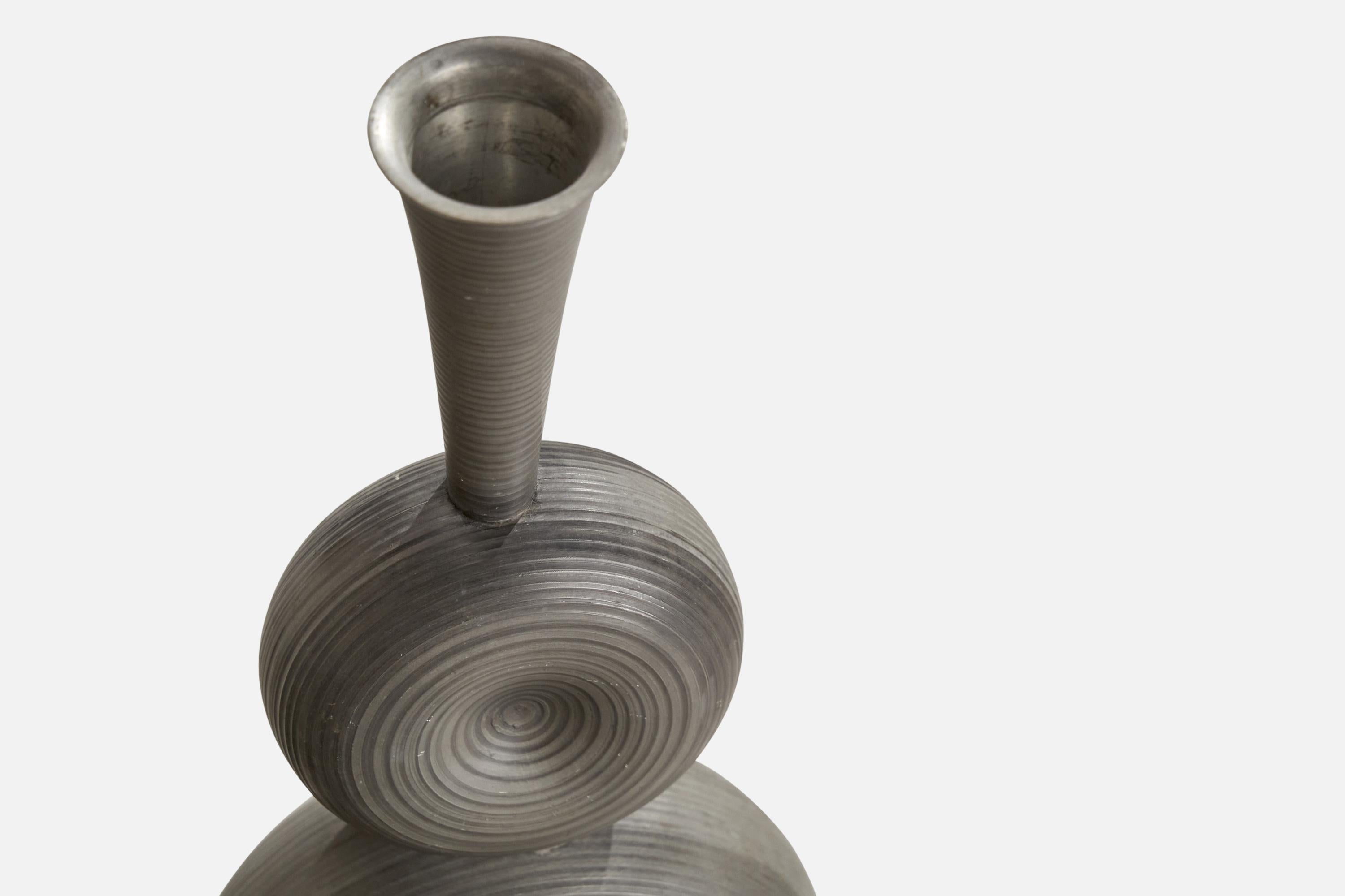 Metà XX secolo Gunnar Havstad, Bottiglia, Peltro, Norvegia, anni '1960 in vendita