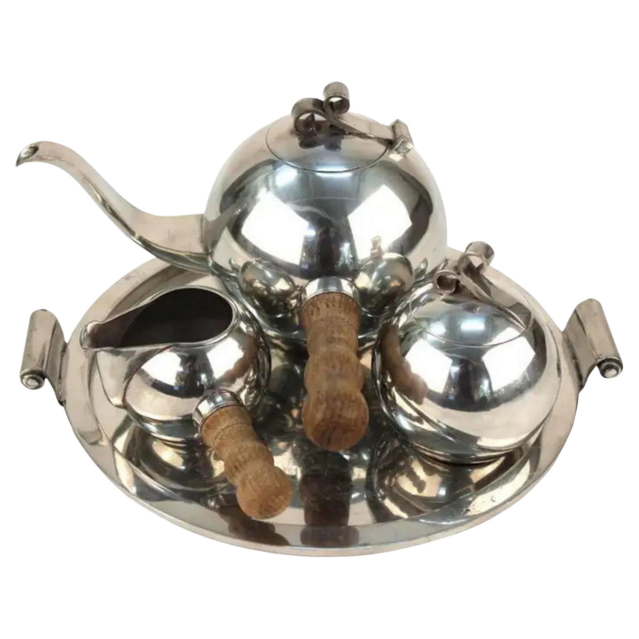 Gunnar Havstad, Norwegian Art Deco Pewter Tea Set on Serving Tray, Ca. 1920s For Sale