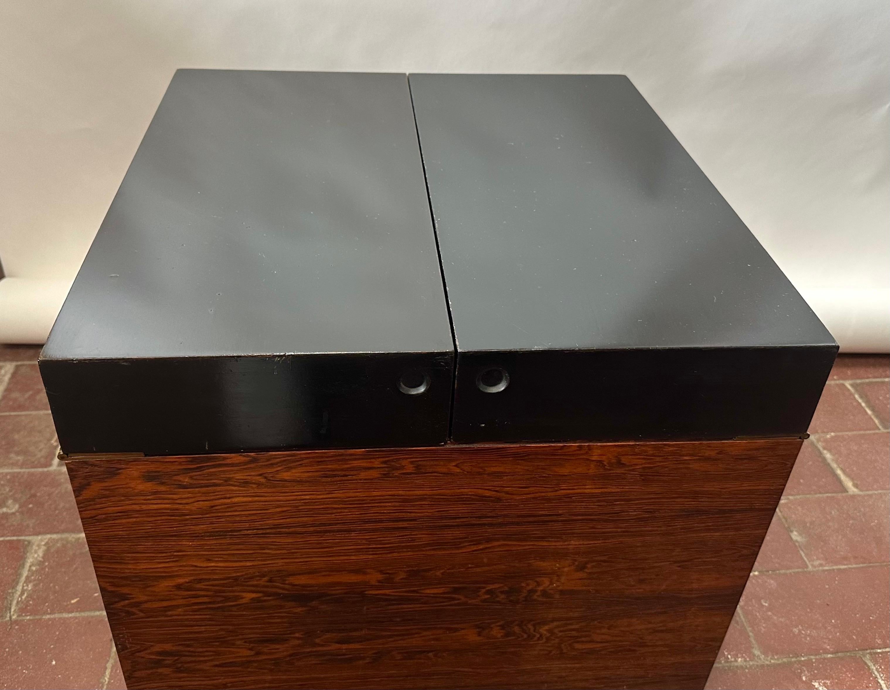 Swedish Gunnar Myrstrand for Källemo, Rosewood ‘Cube’ Bar Cabinet For Sale