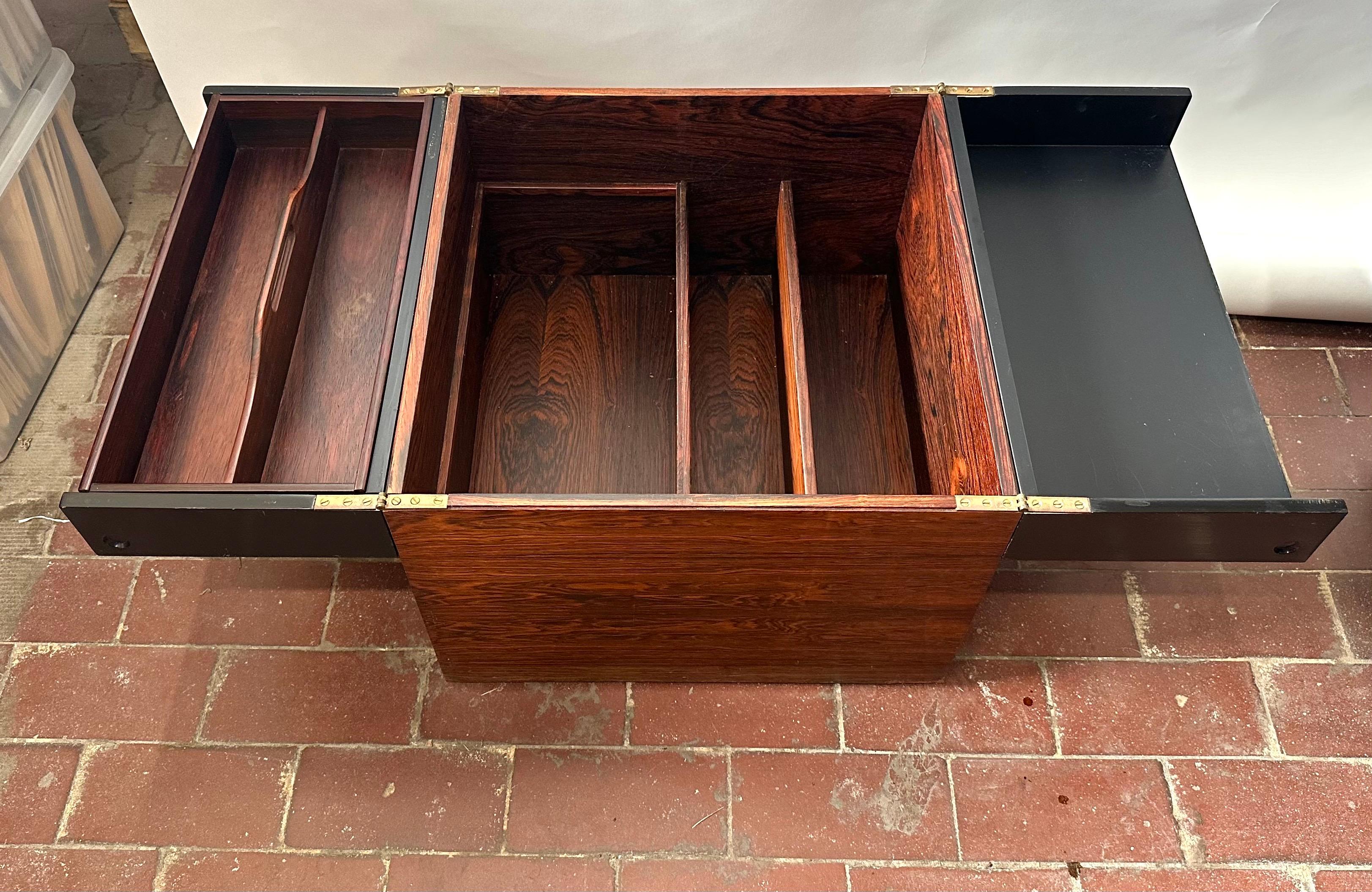 Mid-20th Century Gunnar Myrstrand for Källemo, Rosewood ‘Cube’ Bar Cabinet For Sale