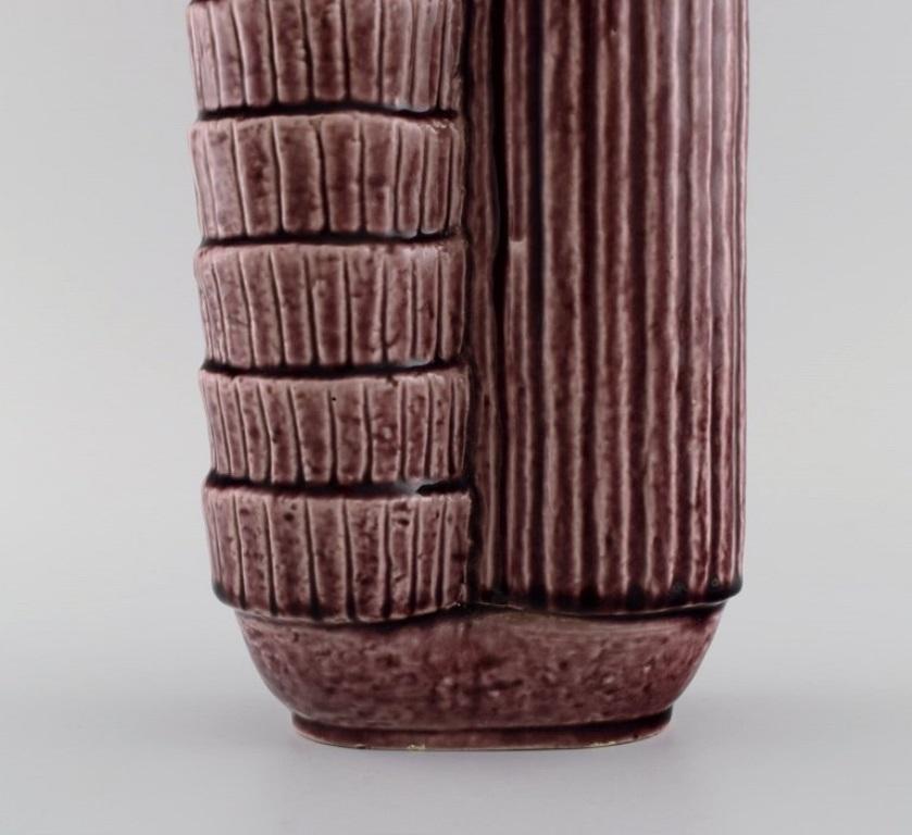 Gunnar Nylund (1904-1997) for Rörstrand. Chamotte vase in glazed ceramics.  In Excellent Condition For Sale In Copenhagen, DK
