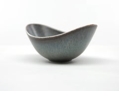 Gunnar Nylund "ARO" Medium Stoneware Bowl by Rorstrand, Sweden, 1960s