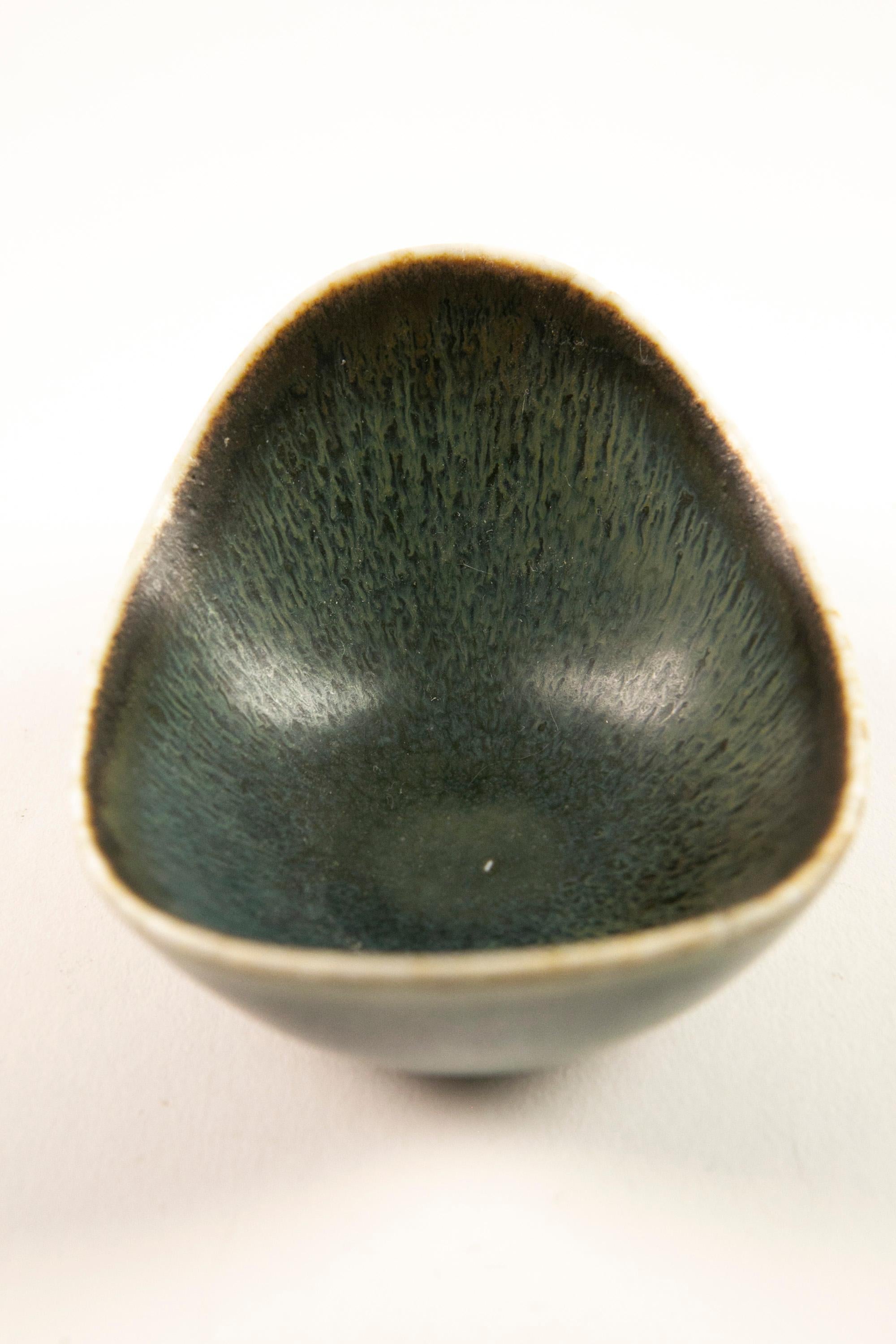 Gunnar Nylund ARO Stoneware Bowl Blue and  Green Glaze Rorstrand Sweden 1960s For Sale 11