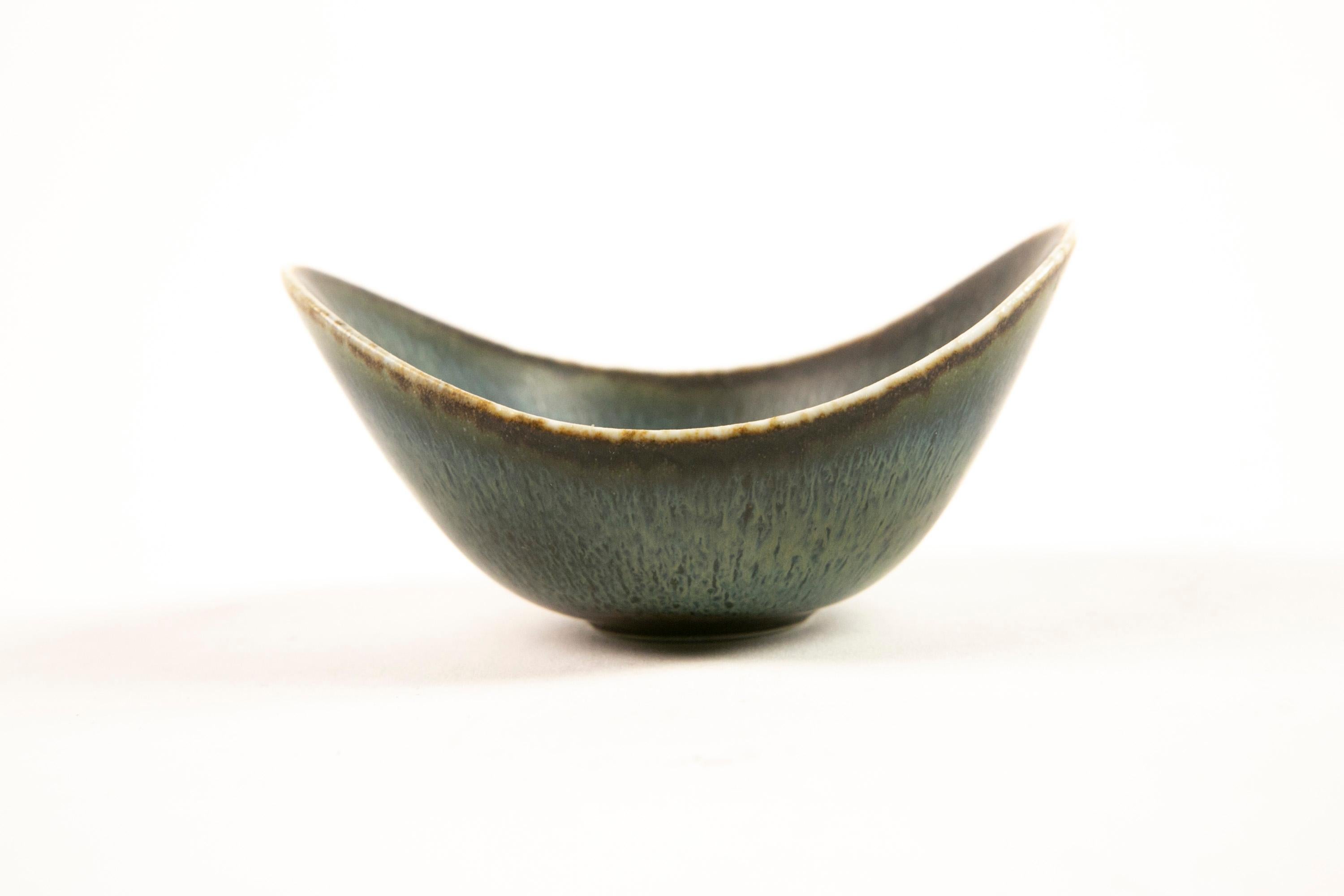 20th Century Gunnar Nylund ARO Stoneware Bowl Blue and  Green Glaze Rorstrand Sweden 1960s For Sale