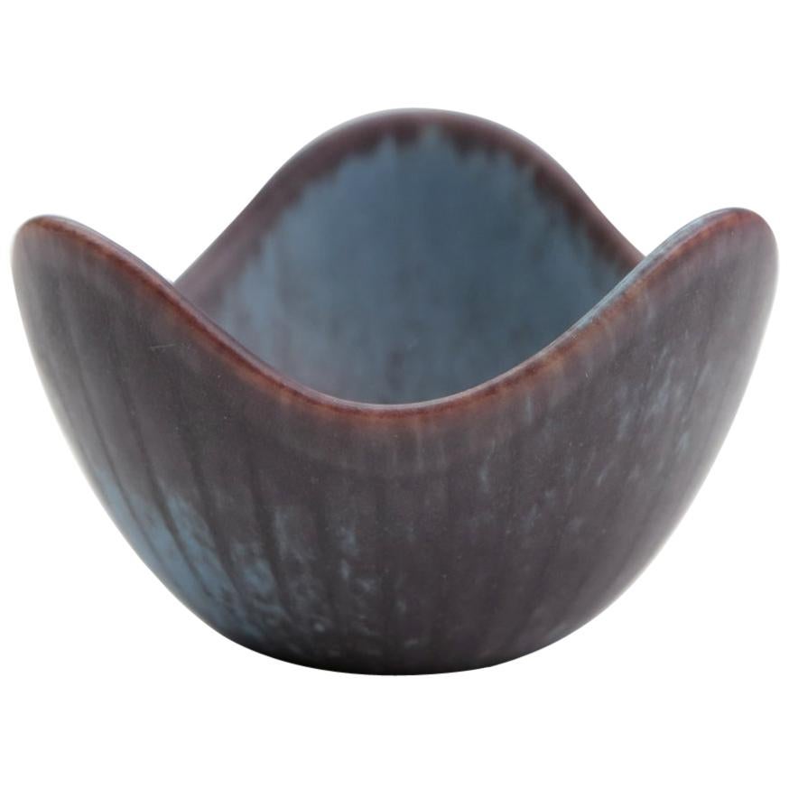 Gunnar Nylund "ASH" 3 Wave Small Stoneware Bowl, Rorstrand, Sweden, 1950s