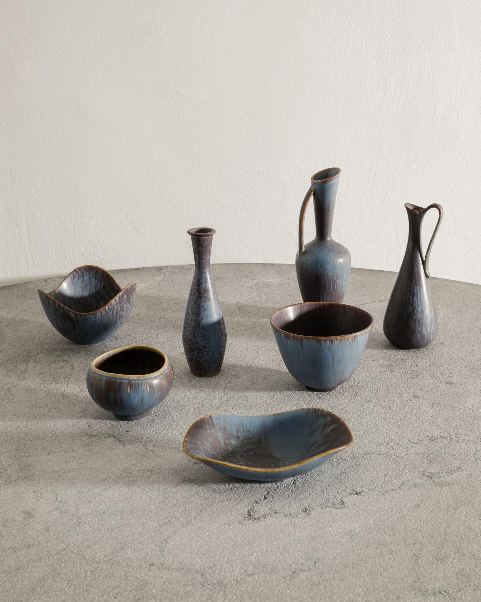 Svedese Vasi in ceramica di metà secolo Gunnar Nylund blu e marrone per Rörstrand Svezia, anni '50 in vendita
