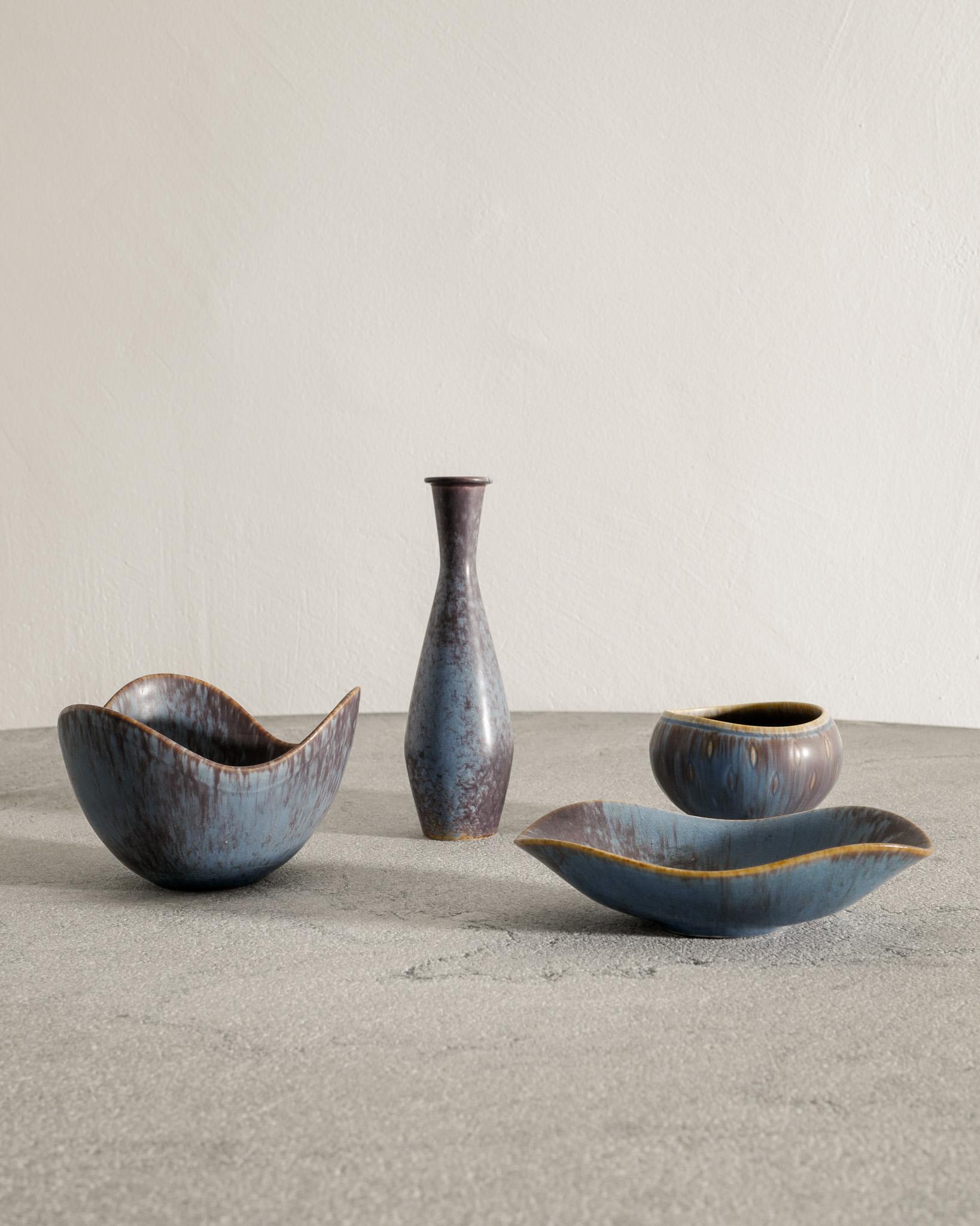 Metà XX secolo Vasi in ceramica di metà secolo Gunnar Nylund blu e marrone per Rörstrand Svezia, anni '50 in vendita