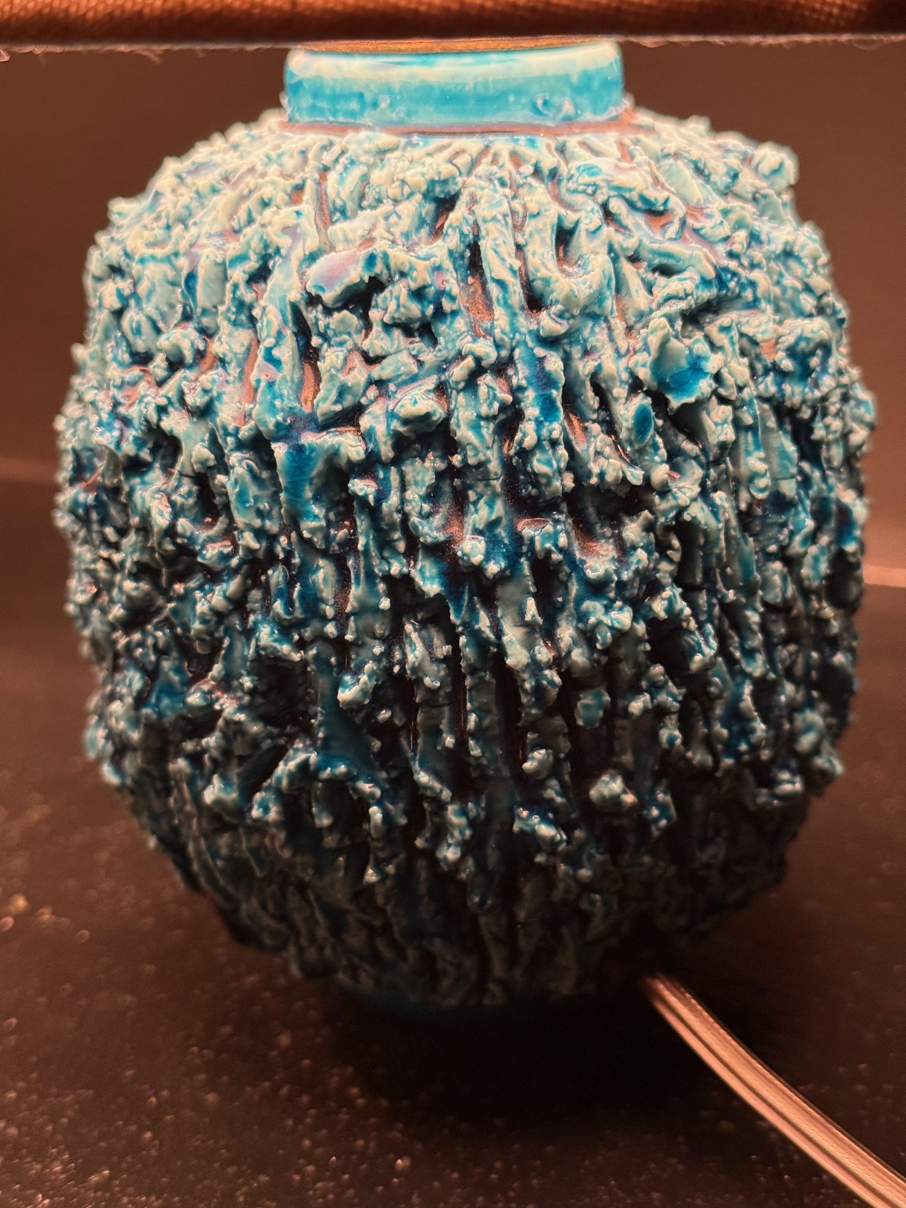 Gunnar Nylund Lámpara de sobremesa de gres Chamotte azul. Rörstrand, años 50. en Bueno estado para la venta en Bromma, SE