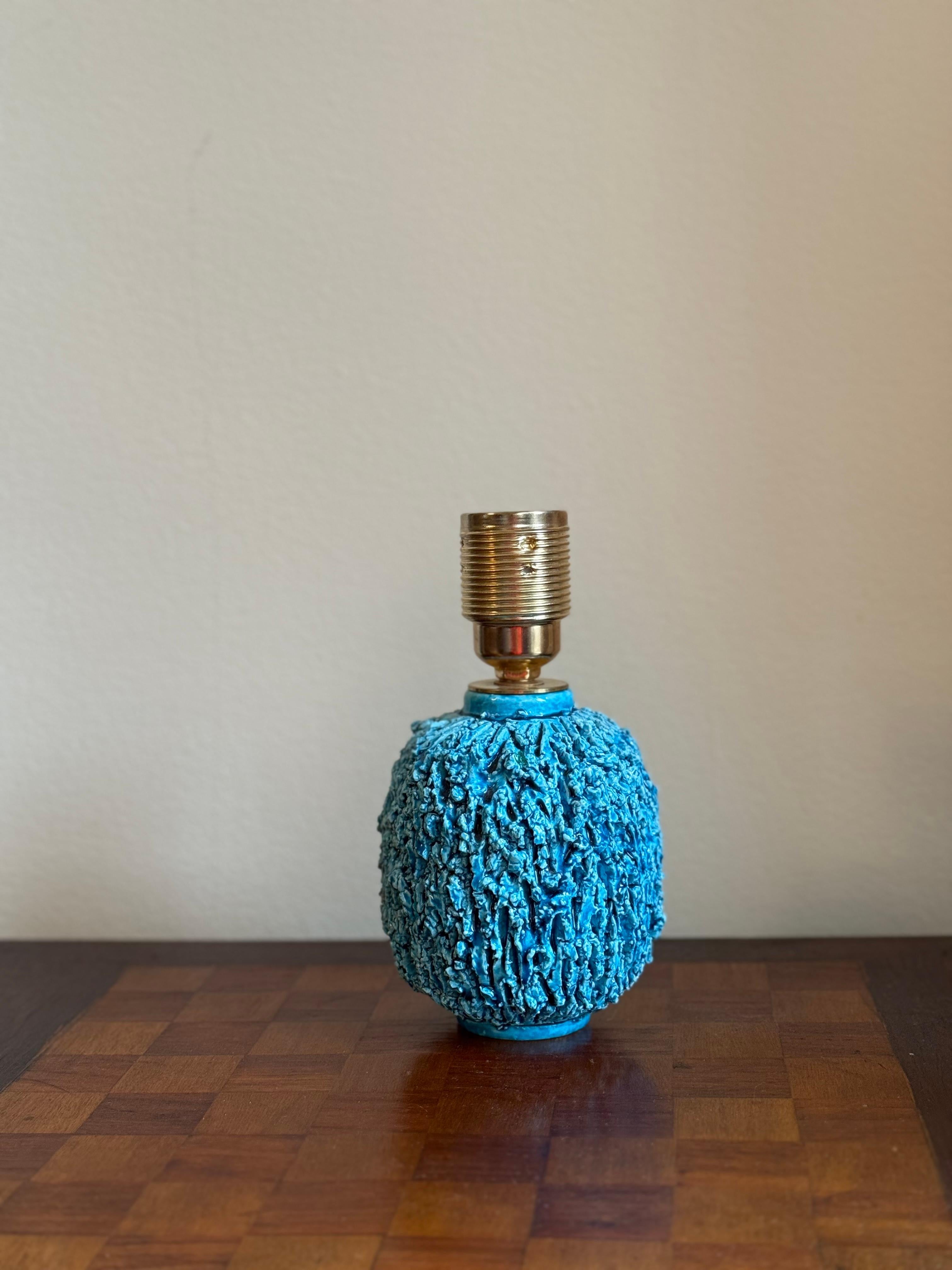 Gunnar Nylund Lámpara de sobremesa de gres Chamotte azul. Rörstrand, años 50. en venta 1