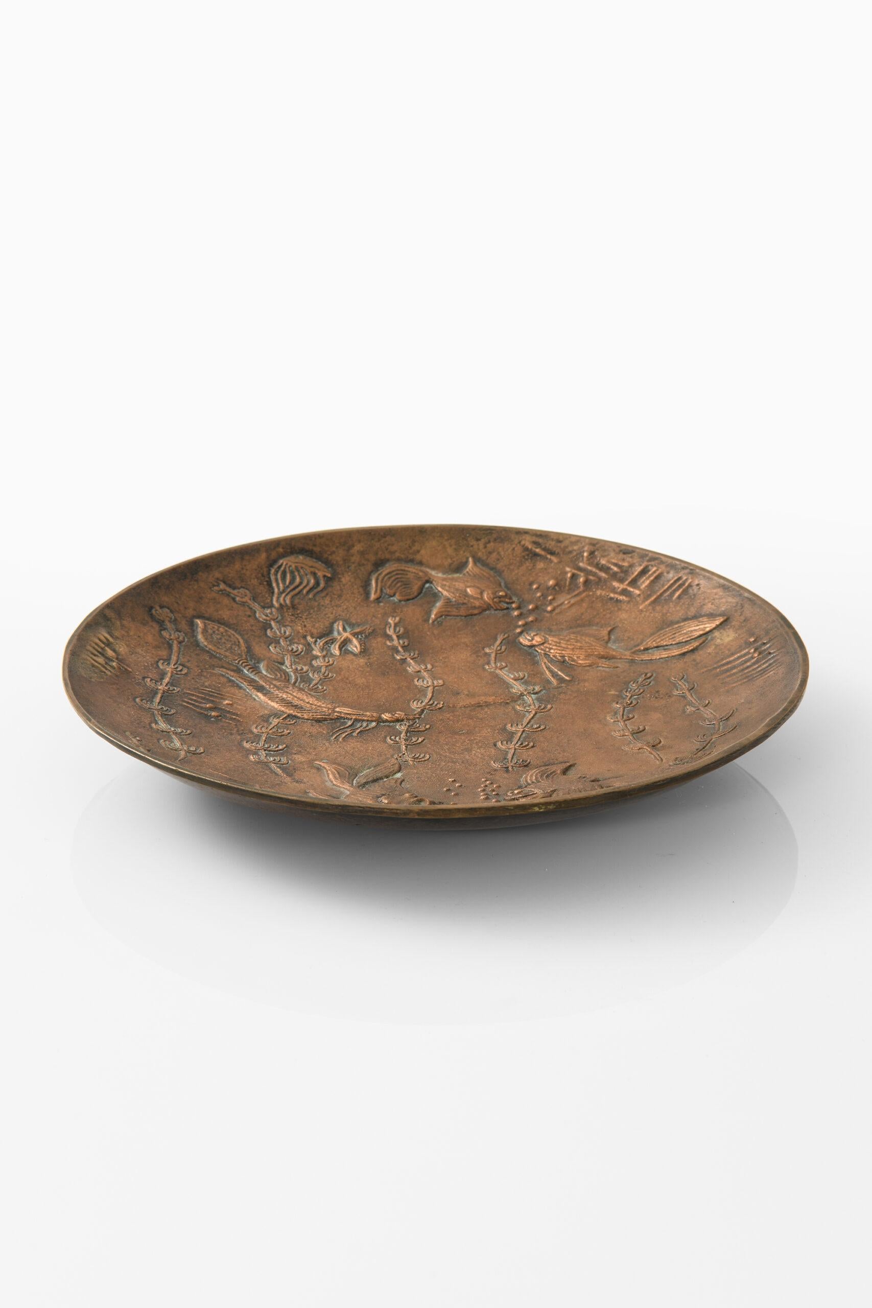 Bronze bowl designed by Gunnar Nylund. Produced in Sweden.