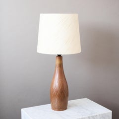 Gunnar Nylund, Lampada da tavolo in gres marrone per Rörstrand, Svezia, anni '40