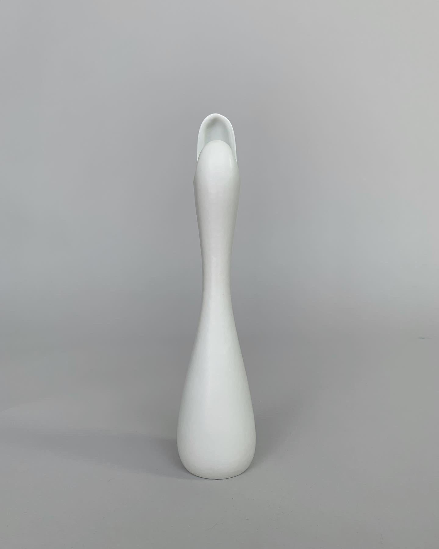 Mid-Century Modern Gunnar Nylund Caolina Vase White Glazed Stoneware Carrara Rörstrand Sweden For Sale