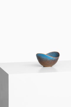 Gunnar Nylund Ceramic Bowl Model ARO by Rörstrand in Sweden