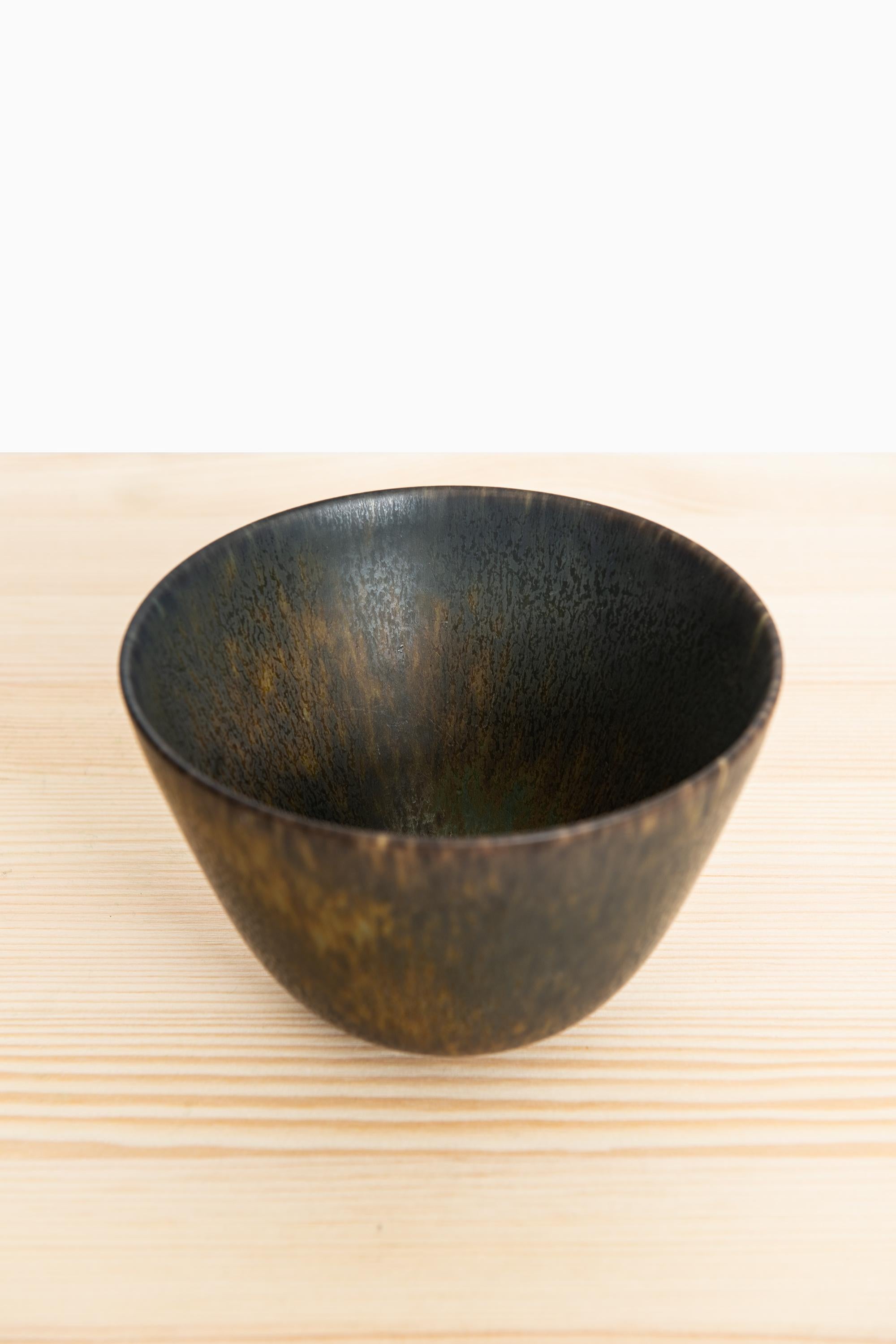 Swedish Gunnar Nylund Ceramic Bowl Model ARU by Rörstrand in Sweden