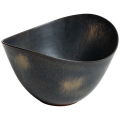 Gunnar Nylund Ceramic Bowl Model AXK by Rörstrand in Sweden