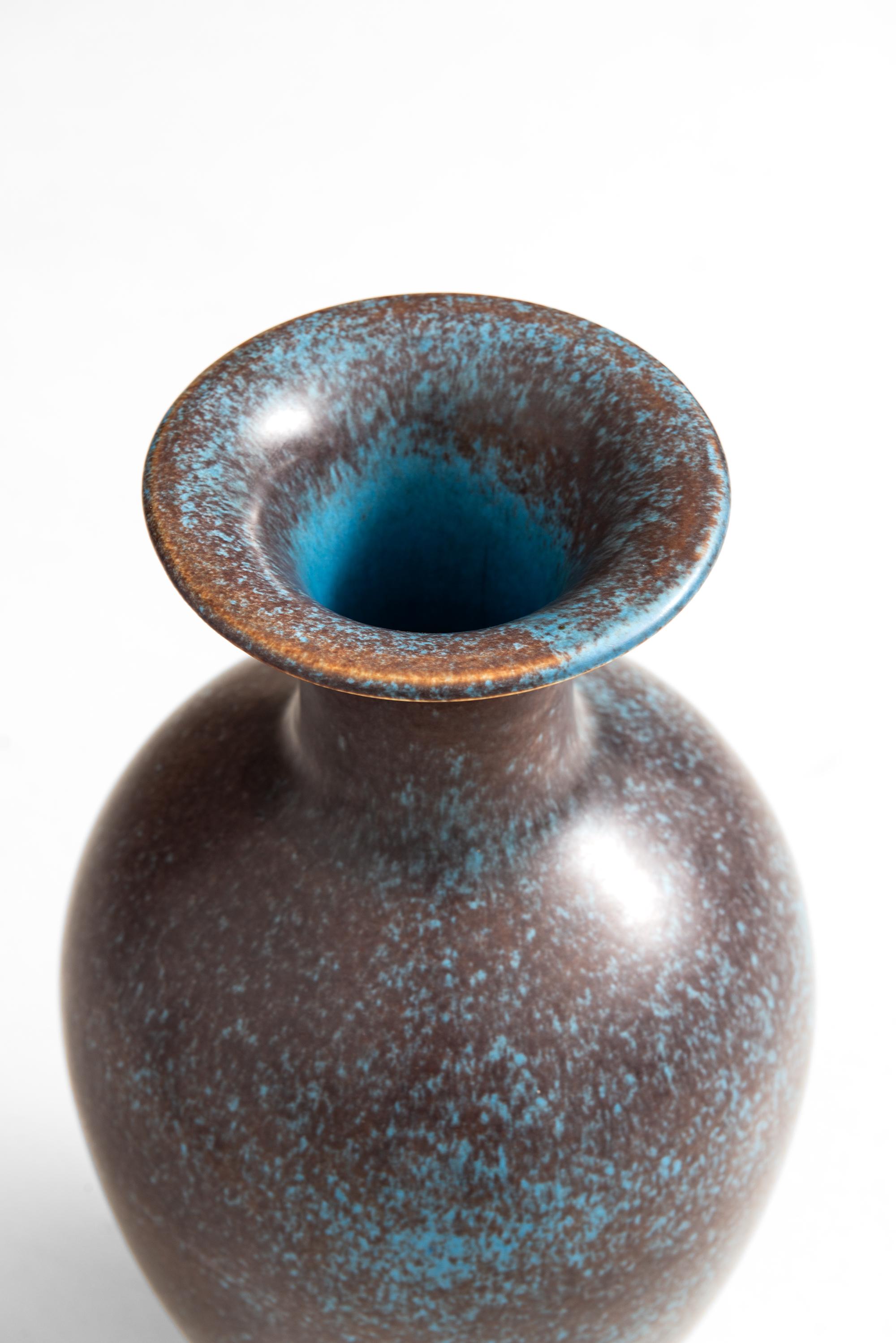 Scandinavian Modern Gunnar Nylund Ceramic Floor Vase Produced by Rörstrand in Sweden For Sale