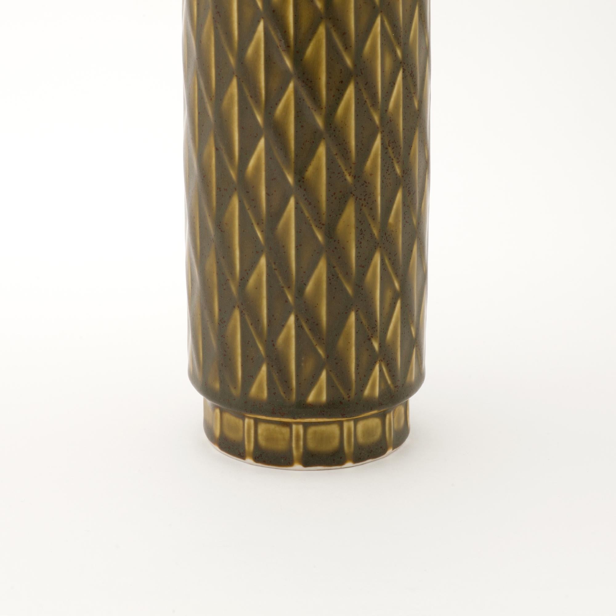 Vaso in ceramica Gunnar Nylund per Rörstrand Svezia 1960s In condizioni buone in vendita a Saint  Ouen, FR