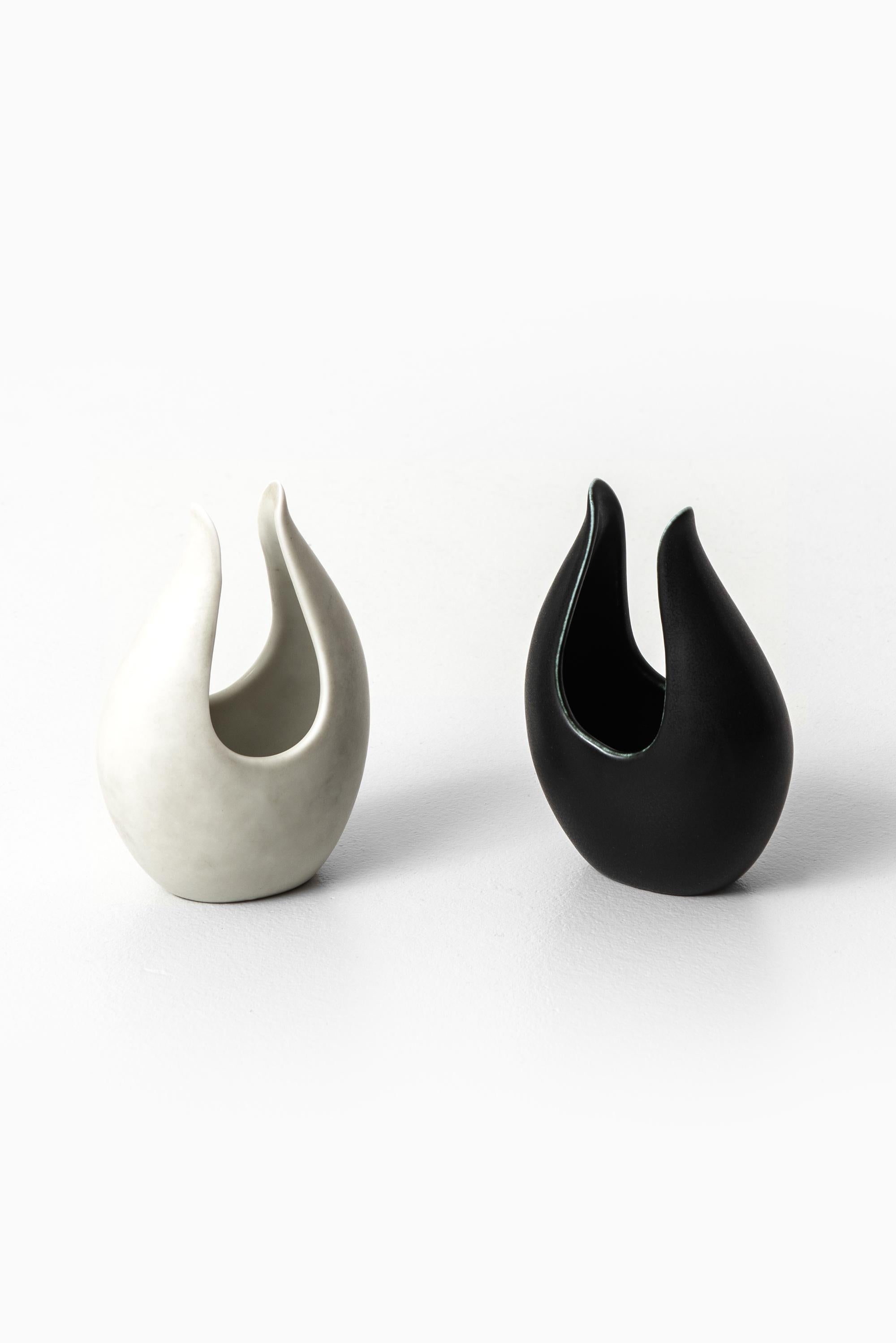 Swedish Gunnar Nylund Ceramic Vases Model Caolina by Rörstrand in Sweden For Sale