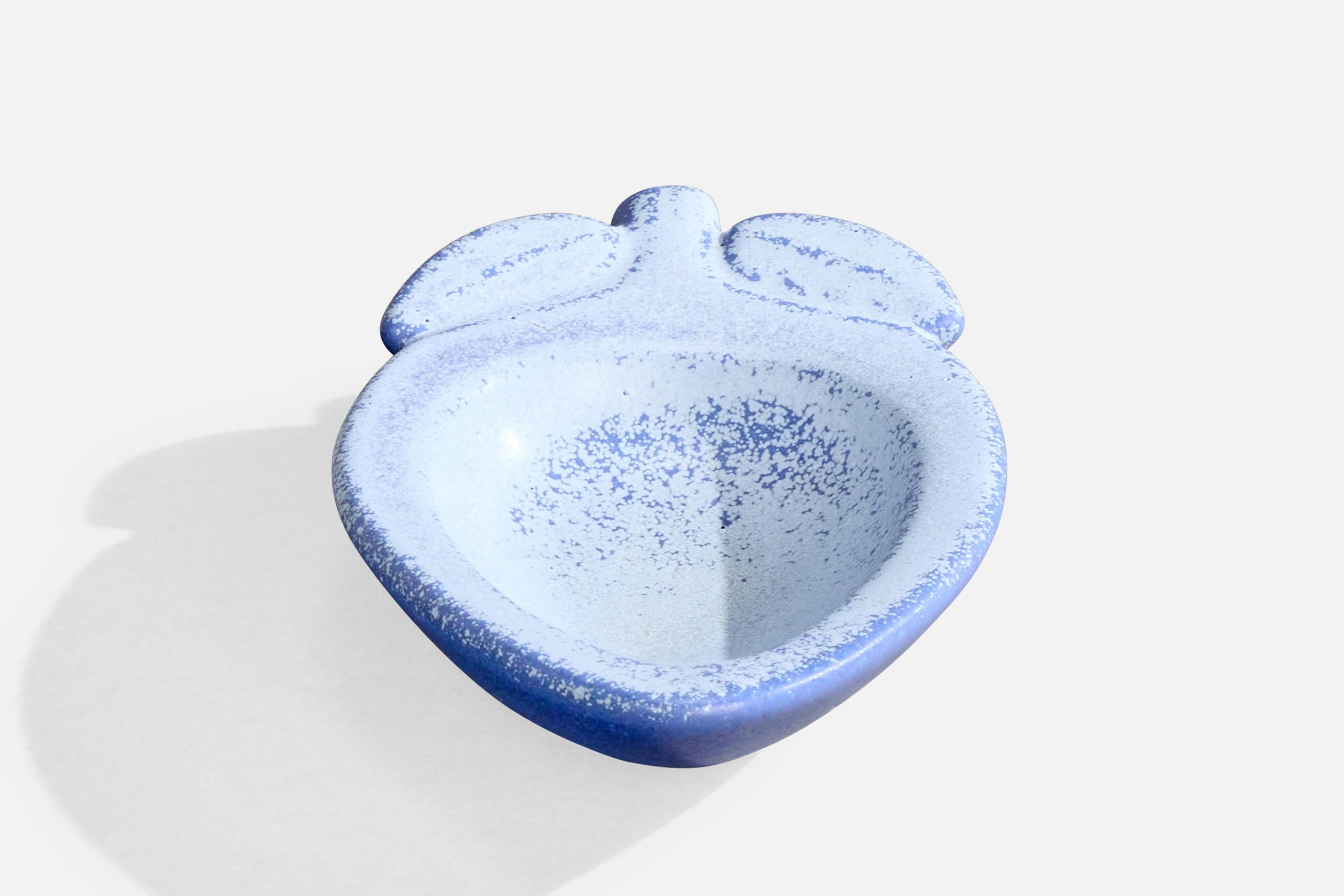 Suédois Gunnar Nylund, plat, grès, Suède, années 1940 en vente