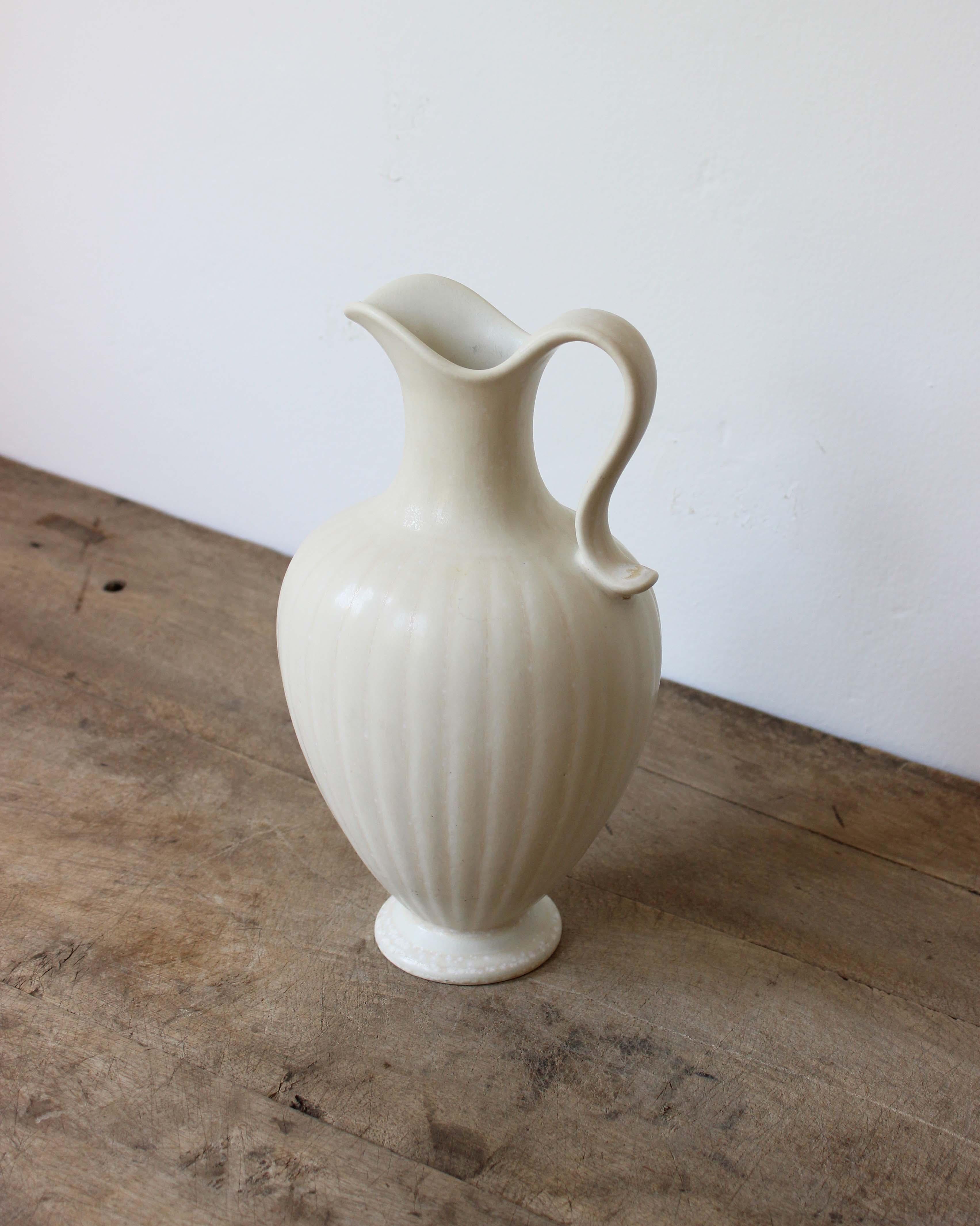 Mid-Century moderno Gunnar Nylund, Brocca in gres a guscio d'uovo, Rörstrand, Svezia, anni '40 in vendita