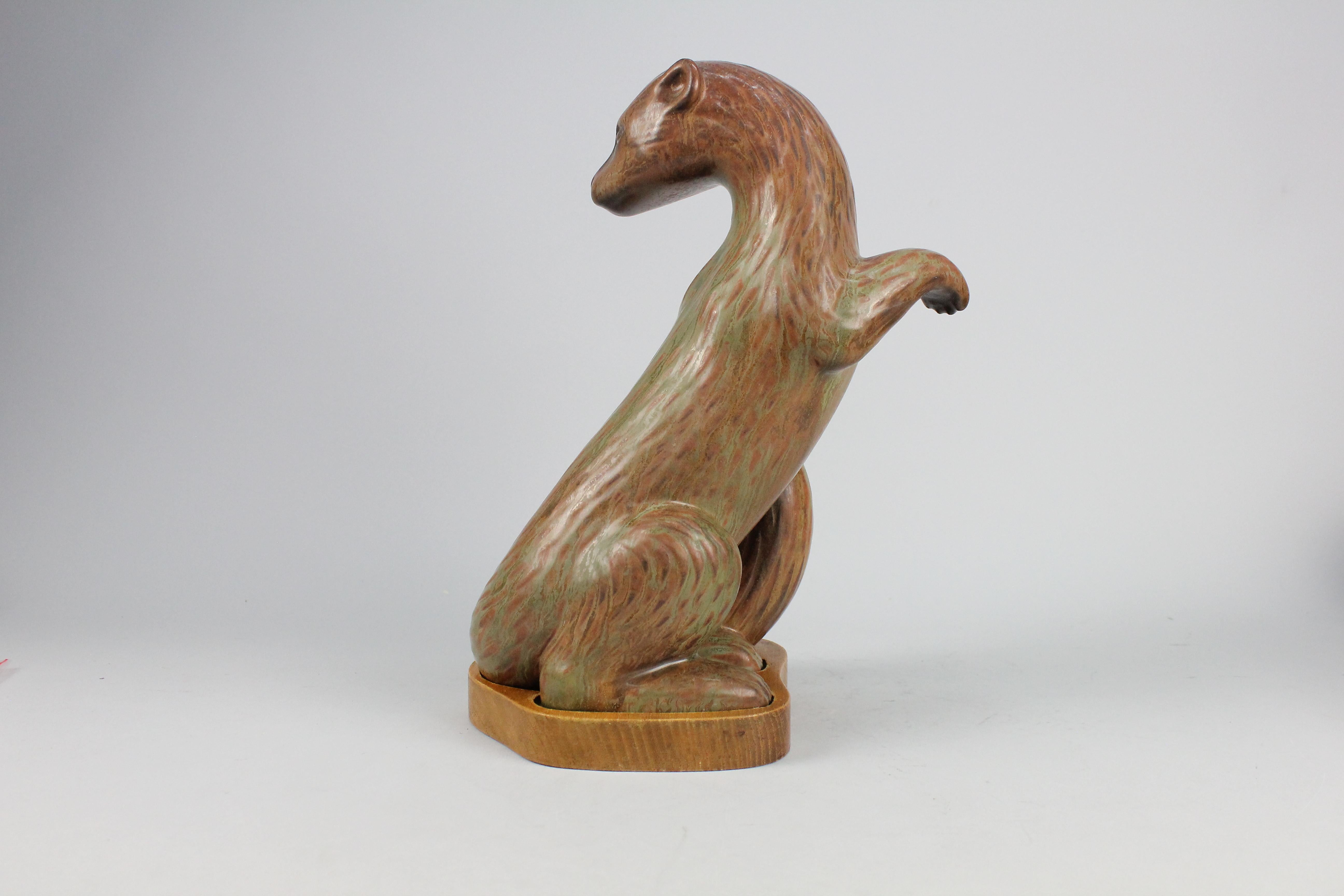 Gunnar Nylund Figurine of a Hermelin 'Ferret', Sweden 1940s, 1st Quality In Good Condition For Sale In Skanninge, SE