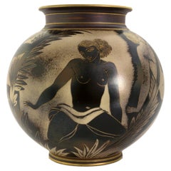 Gunnar Nylund, Vase „Flambe“ mit weiblichen Figuren in Fauna, für ALP, Schweden, 1930er Jahre